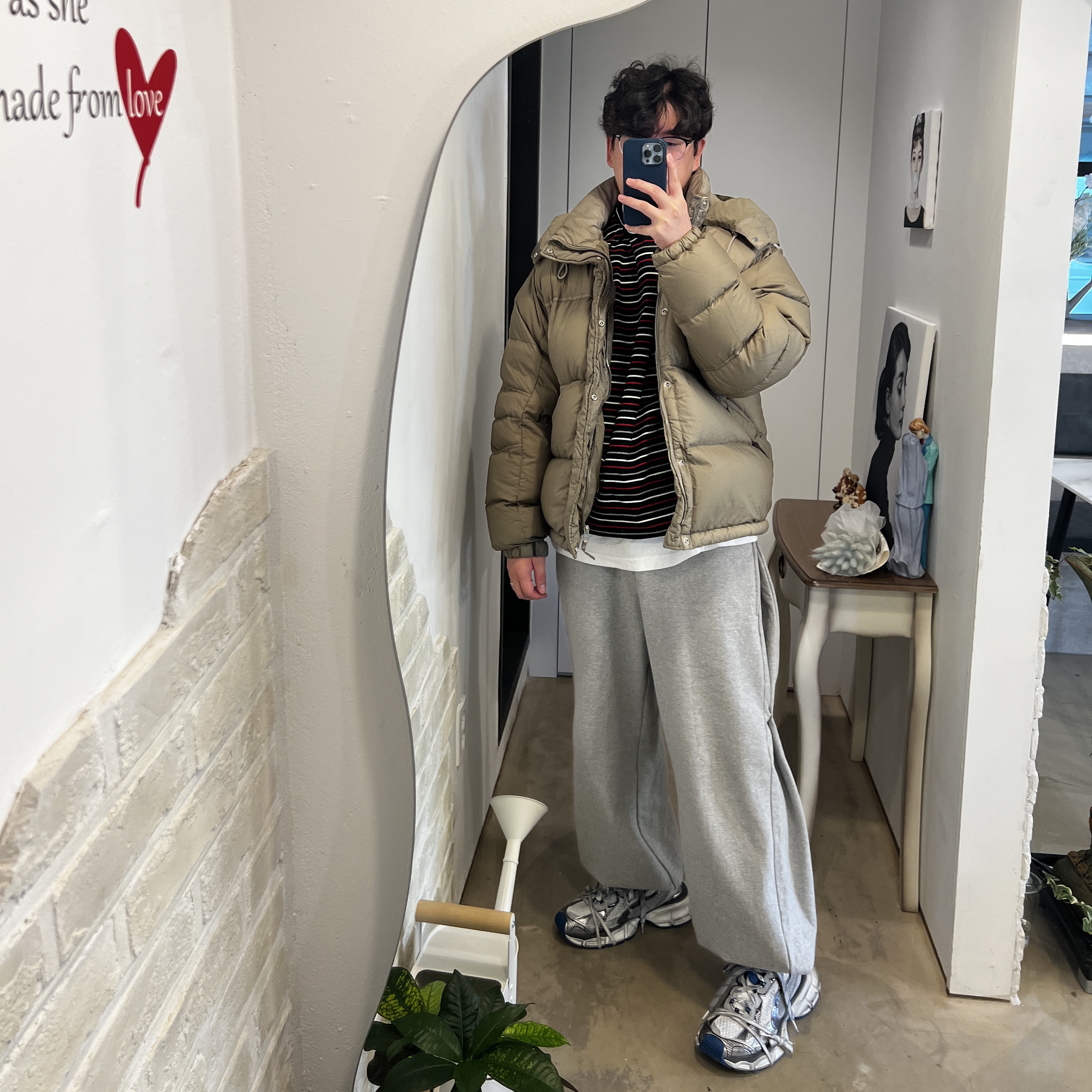Balenciaga 3XL Sneakers Grey White Blue, Ten C Aspen Down Jacket Taupe 착용 스타일 - 1