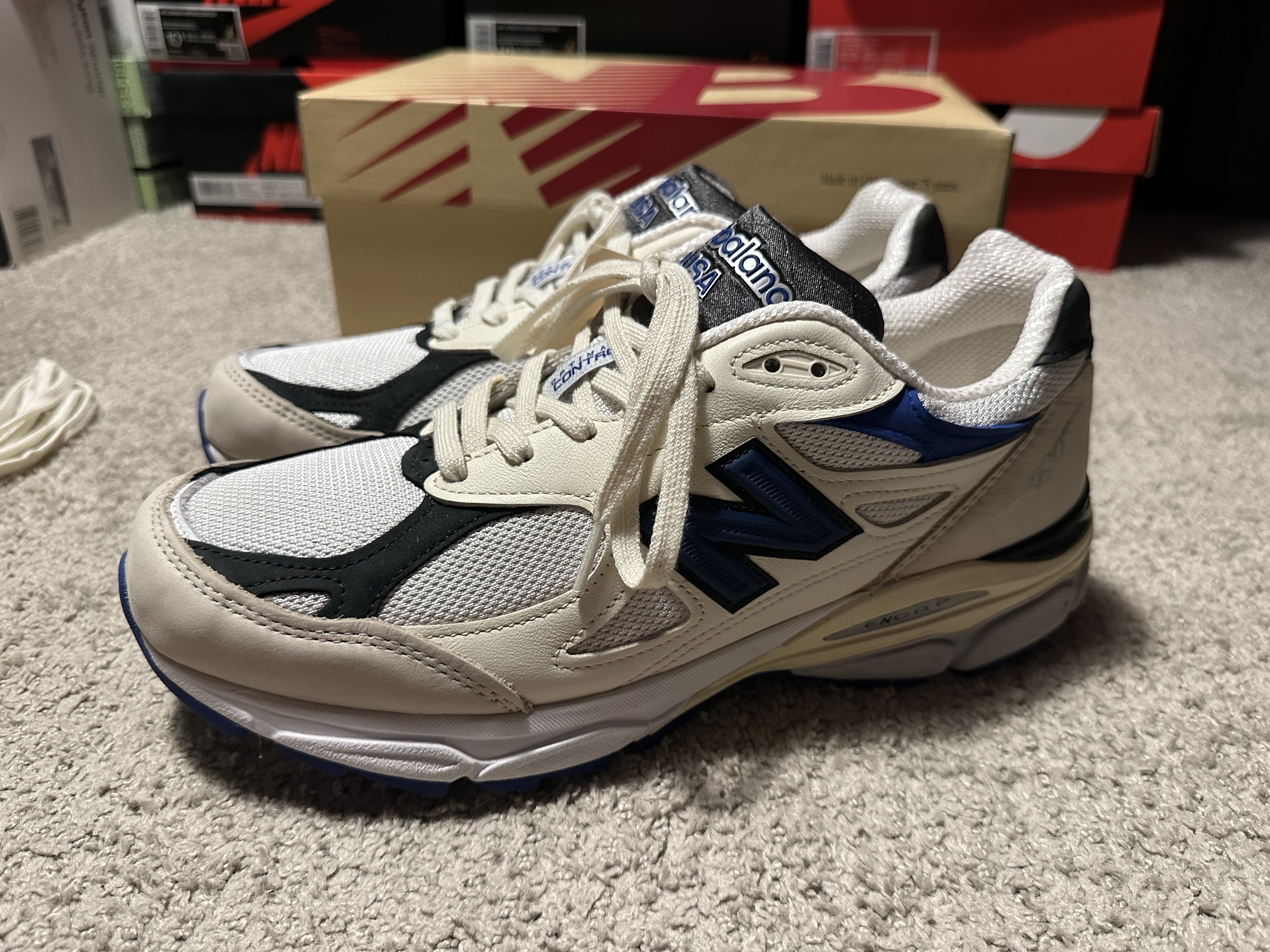 New Balance 990v3 Made in USA White Blue 착용 스타일 - 7
