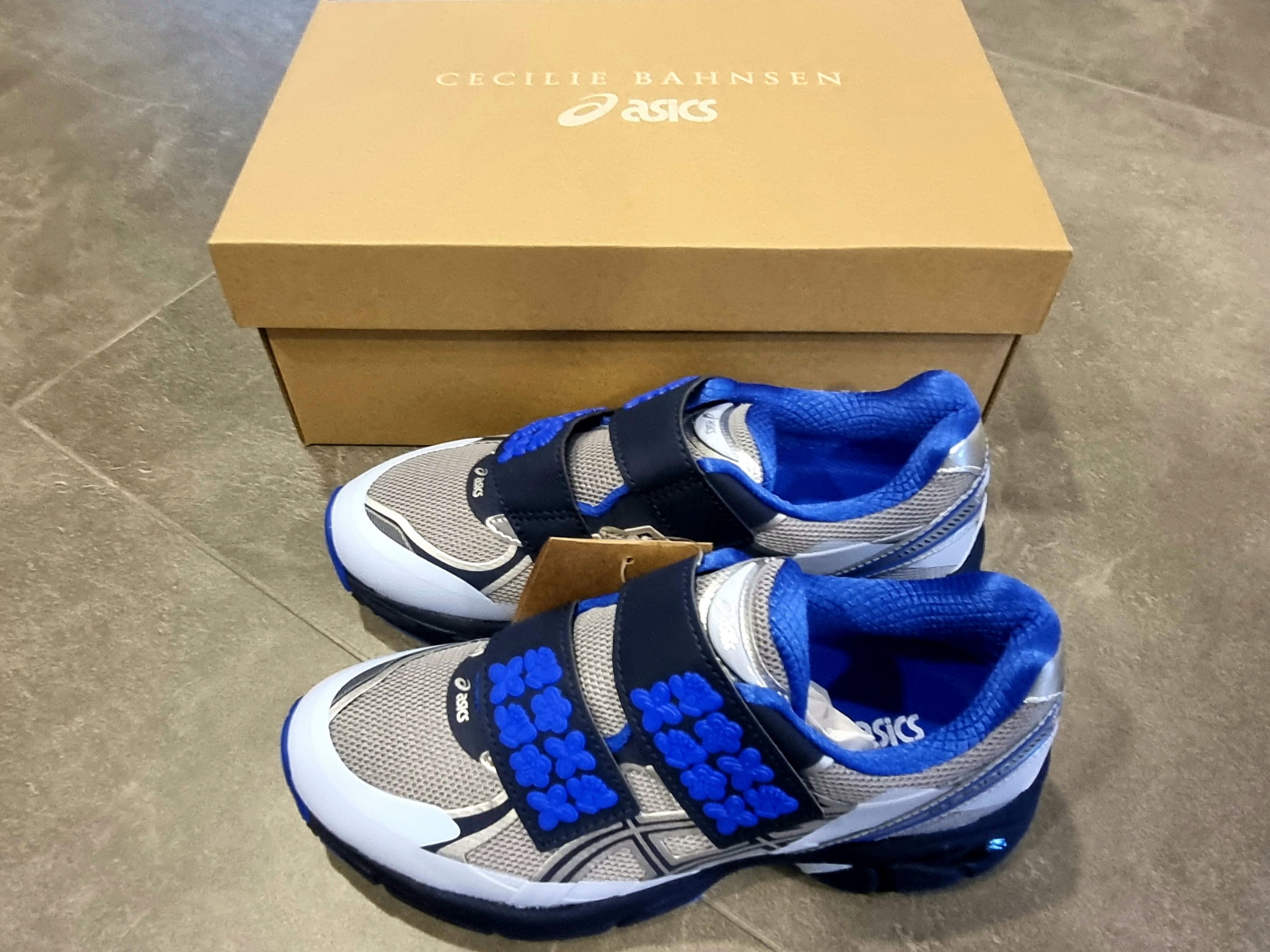 Asics x Cecilie Bahnsen GT-2160 Pure Silver Midnight 착용 스타일 - 7