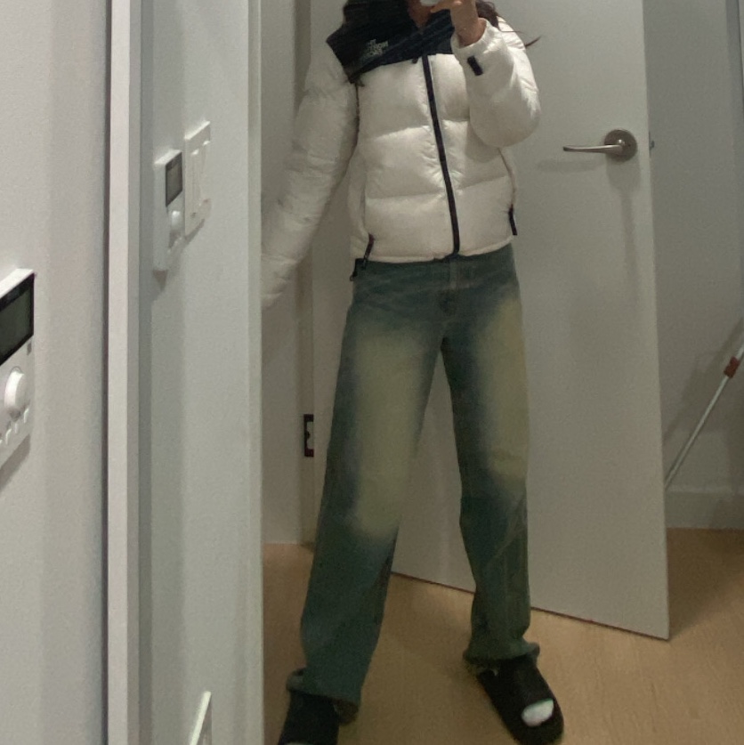 (W) The North Face 1996 Eco Nuptse Jacket White 착용 스타일