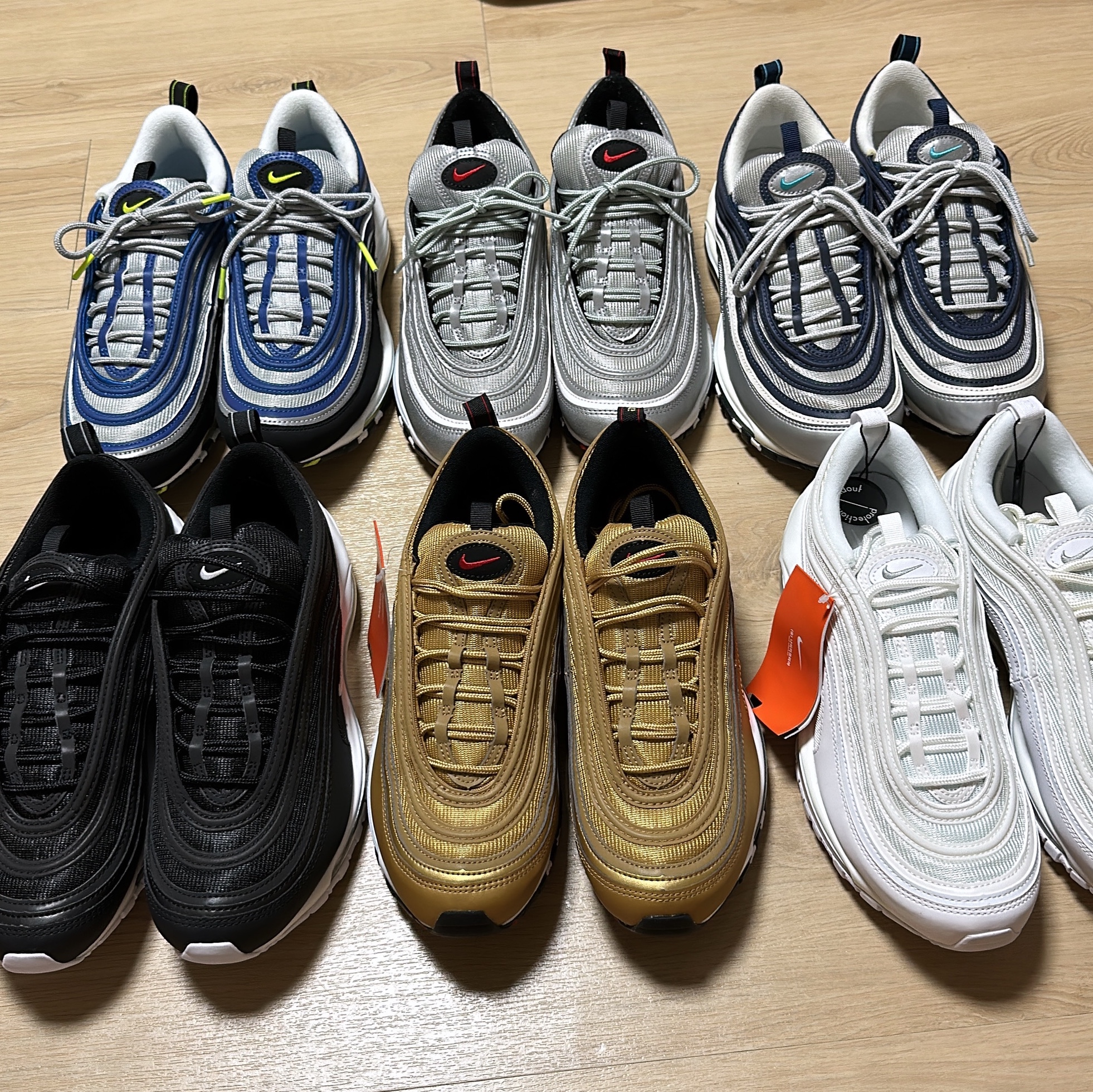 Nike Air Max 97 OG Metallic Gold 2023 착용 스타일