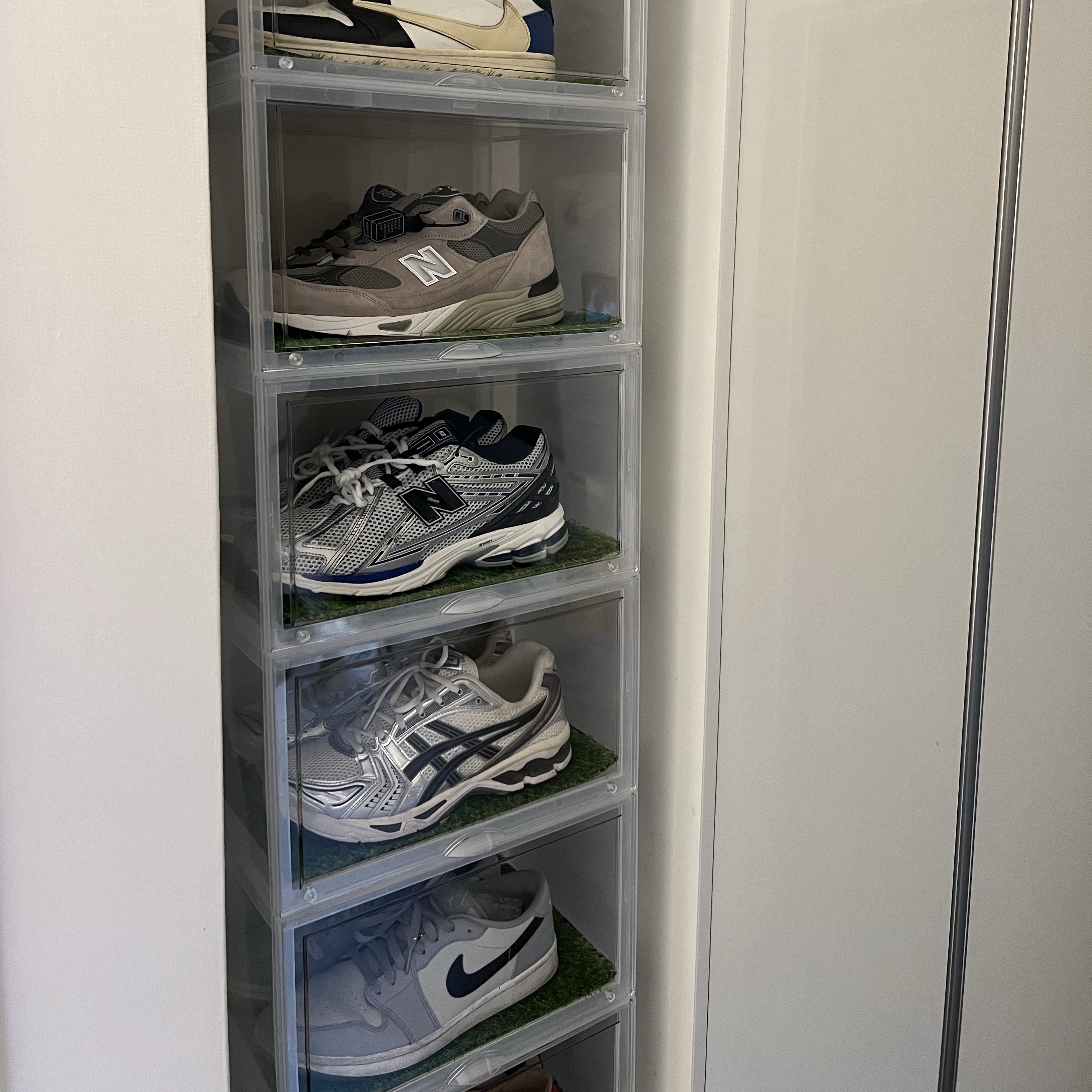 Asics Gel-Kayano 14 Cream Black 착용 스타일 - 2