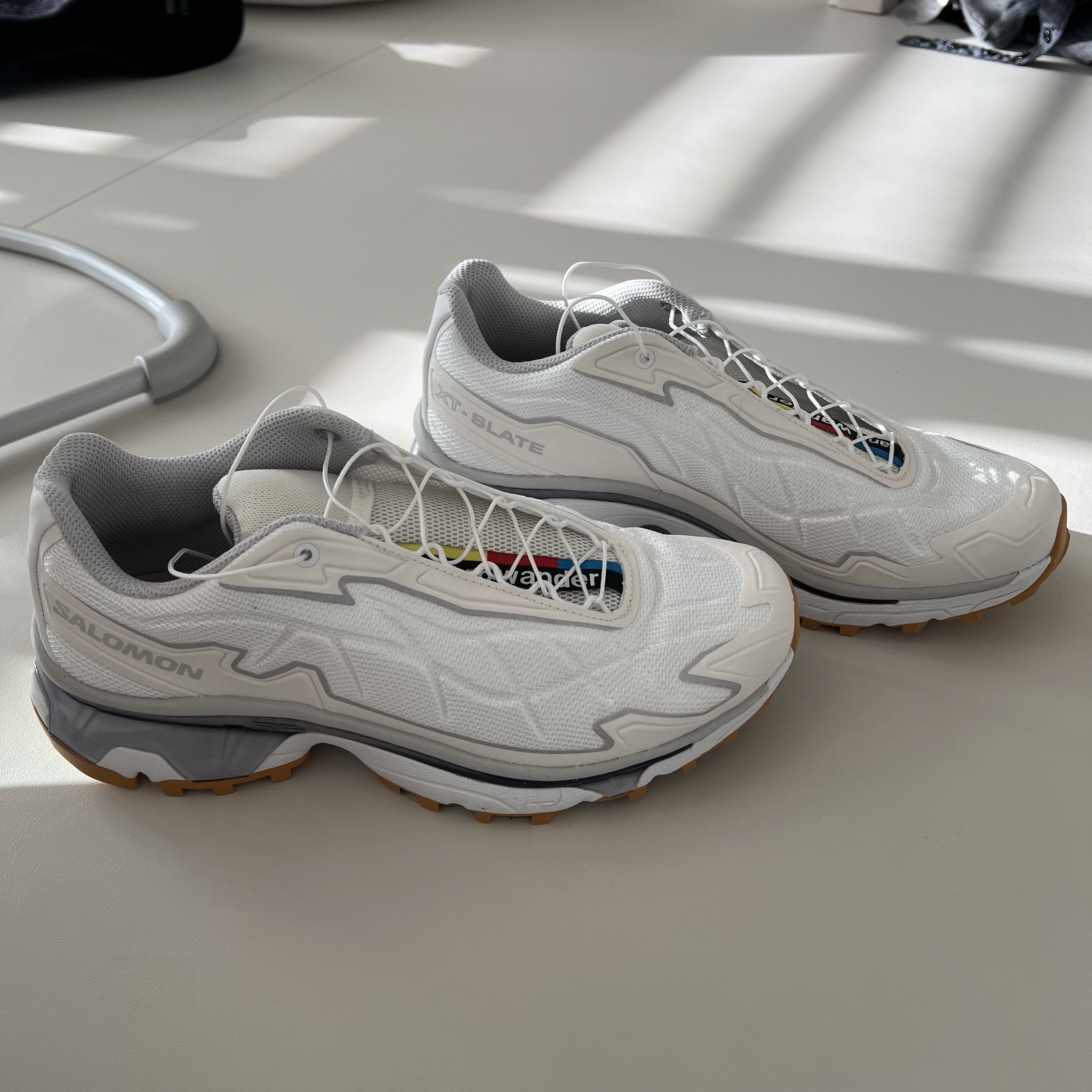 Salomon x And Wander XT-Slate ADV White Vanila Ice Lunar Rock 착용 스타일 - 2