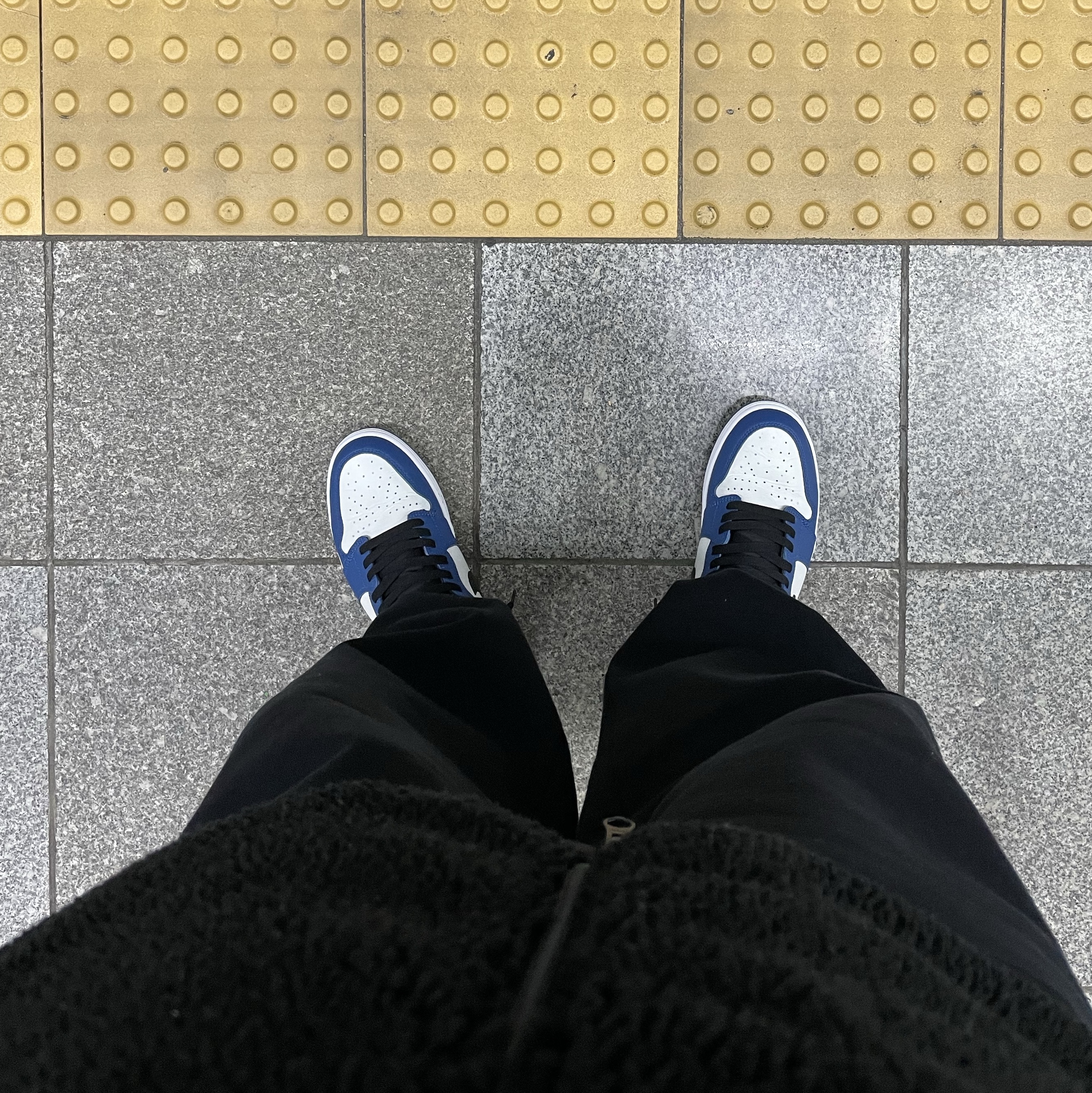 Jordan 1 Retro High OG Dark Marina Blue, Jordan 1 Retro High Game Royal 착용 스타일