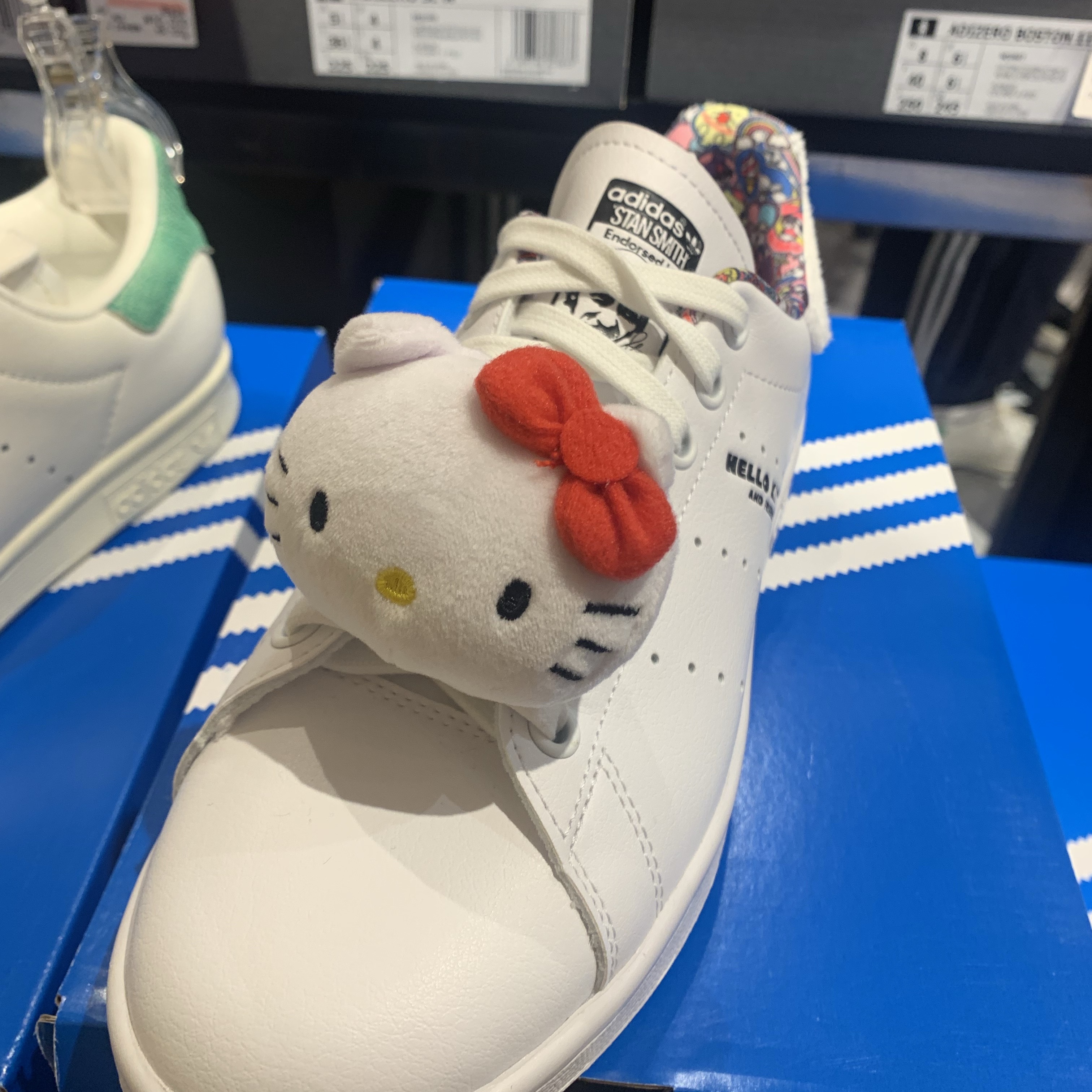 Nike x Hello Kitty Air Presto University Blue 착용 스타일