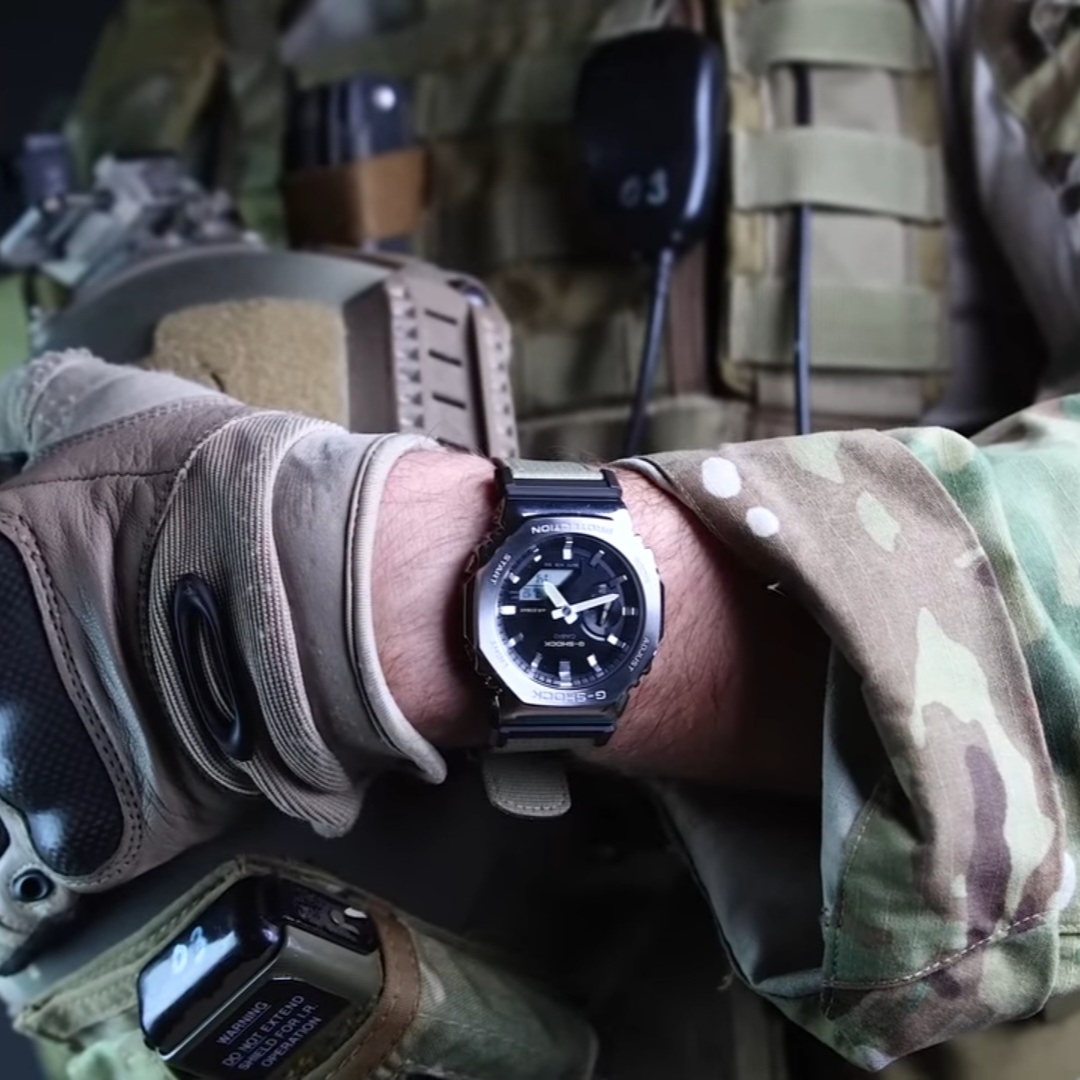 Casio G-Shock GM-2100-1A, Casio G-ShockGM-2100C-5ADR 착용 스타일 - 5