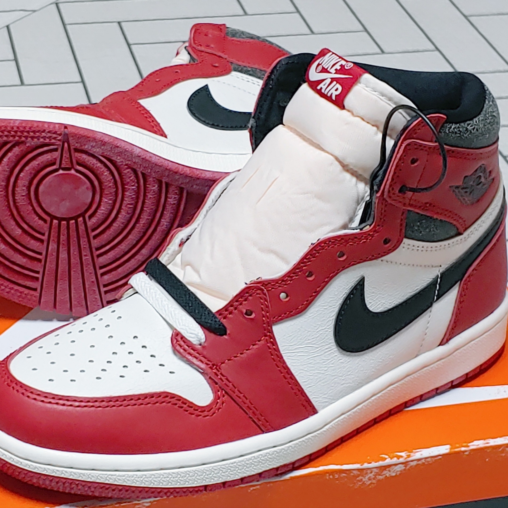 Jordan 1 Retro High OG Chicago 2022 착용 스타일 - 3
