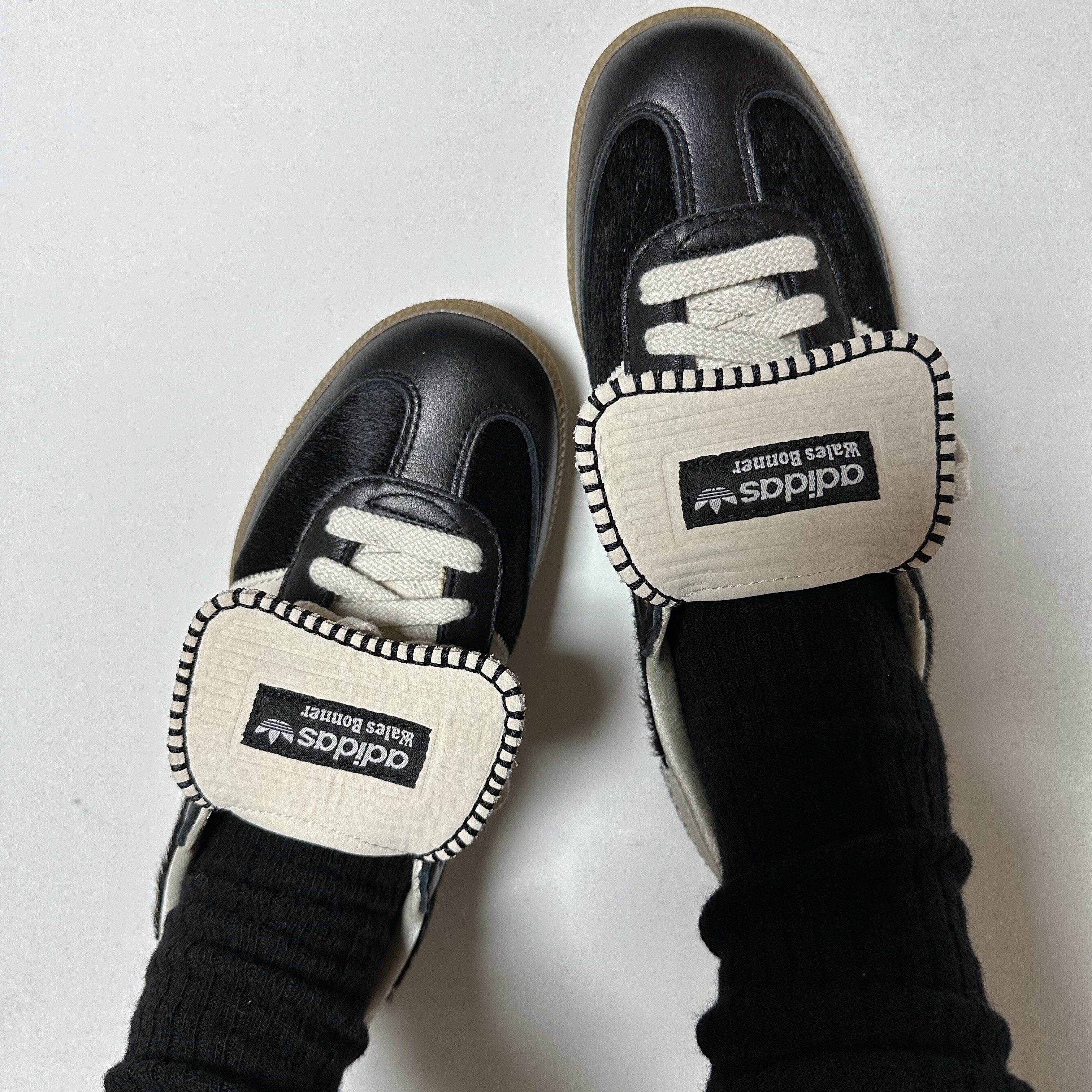 Adidas x Wales Bonner Pony Tonal Samba Core Black Cream White 착용 스타일 - 1