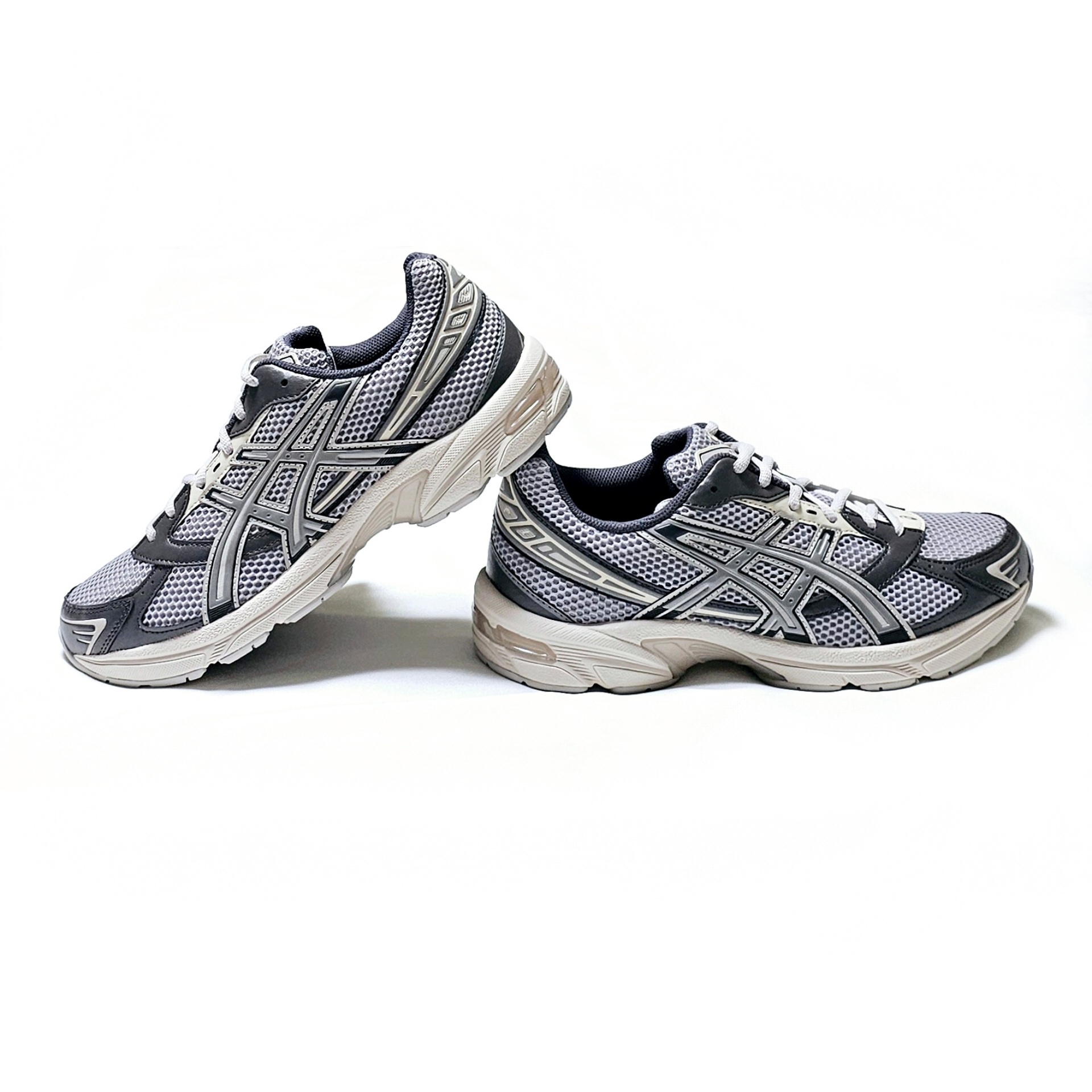 Asics Gel-1130 Oyster Grey Clay Grey 착용 스타일 - 3
