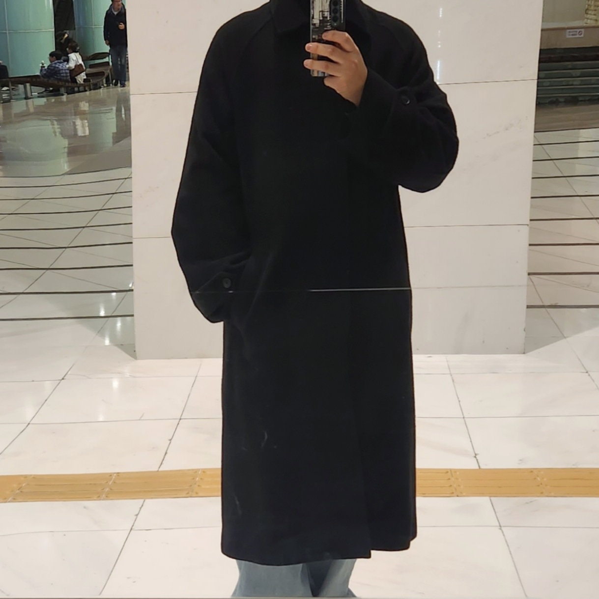 Auralee Cashmere Wool Mosser Soutien Collar Coat Black - 22AW 착용 스타일