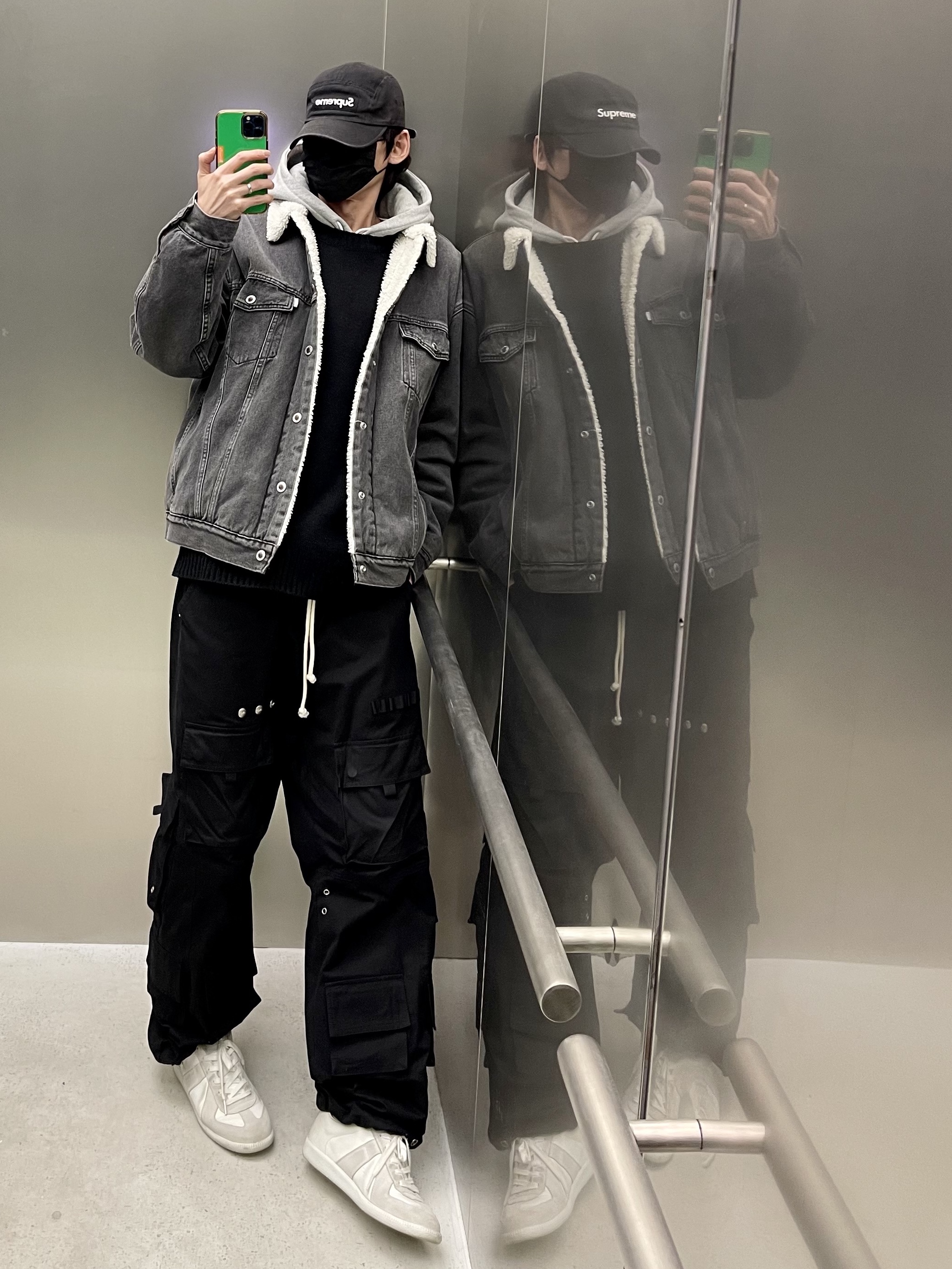 Maison Margiela Calfskin Replica Sneakers White, Nike NRG Solo Swoosh Fleece Hoodie Dark Grey Heather - Asia 착용 스타일 - 7