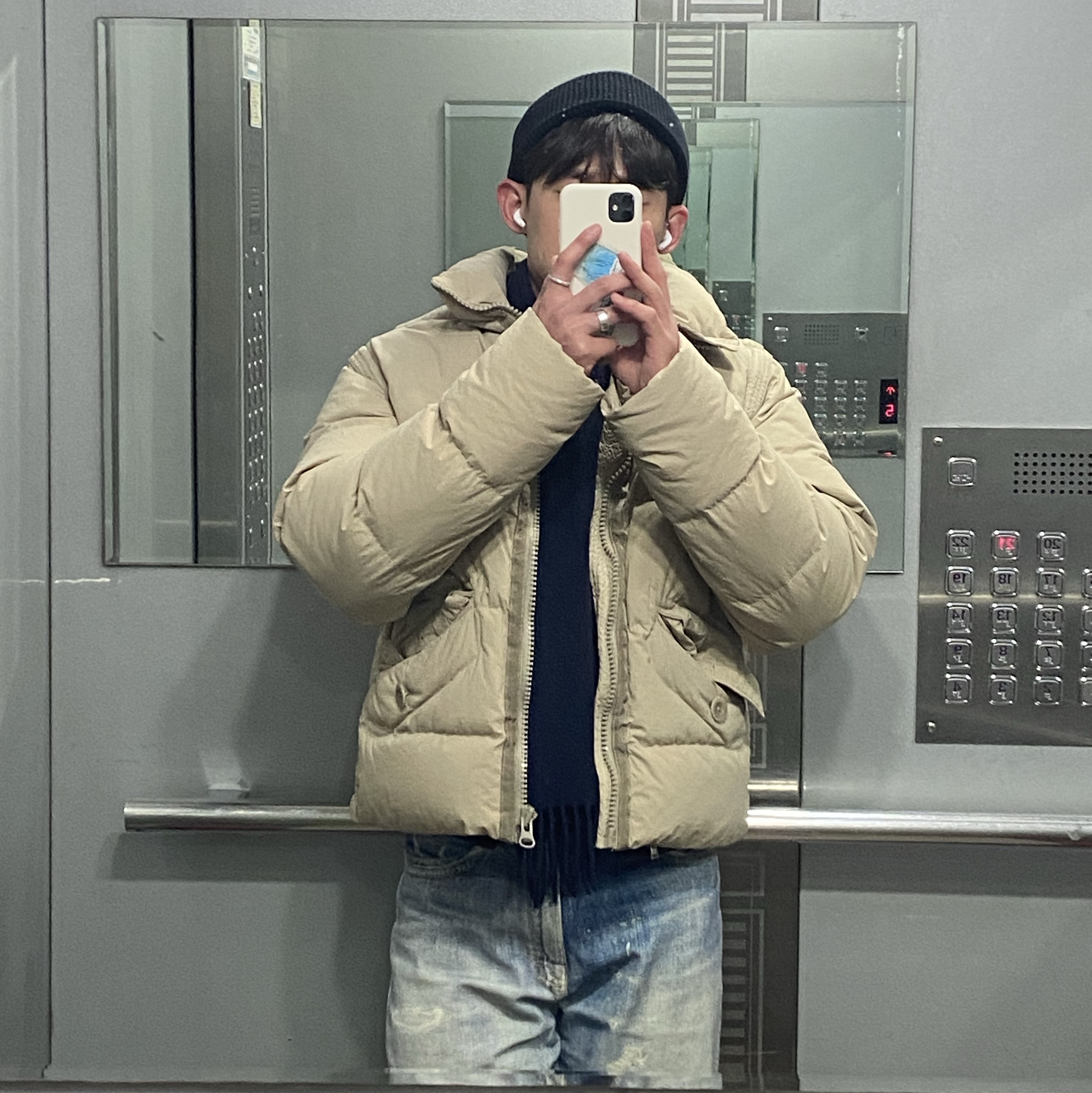 Our Legacy Third Cut Digital Denim Print, Ten C Alpine Down Jacket Pale Taupe 착용 스타일