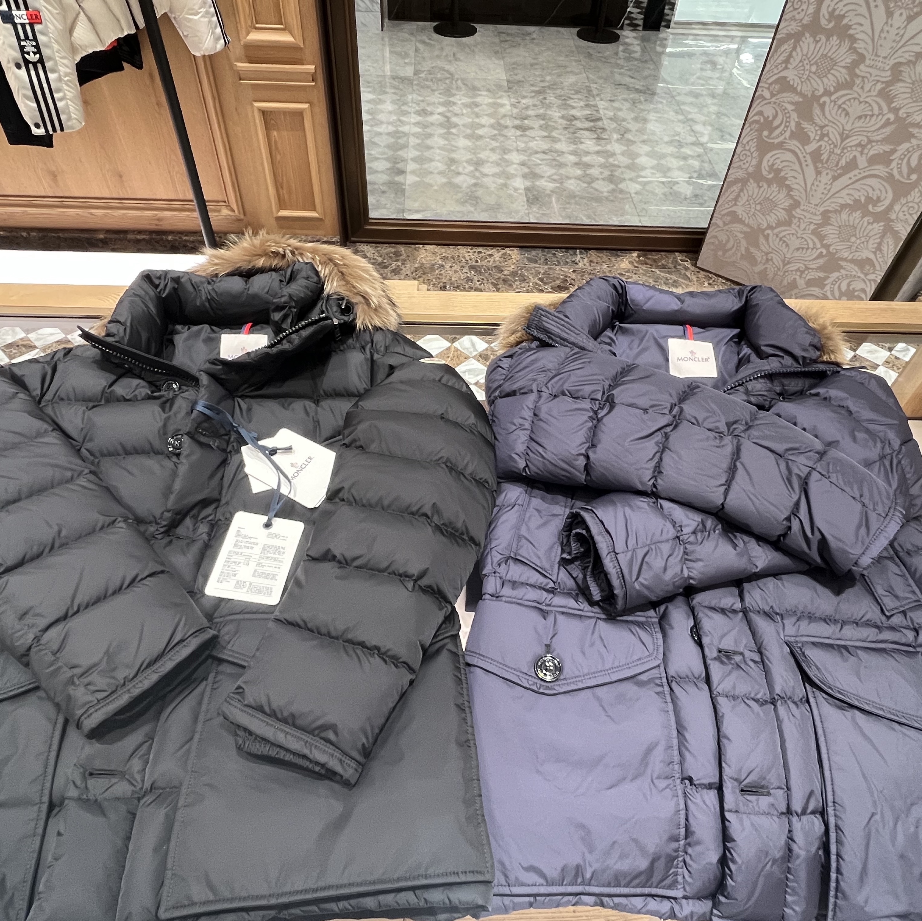 Moncler Cluny Long Down Jacket Black - 23FW 착용 스타일 - 1