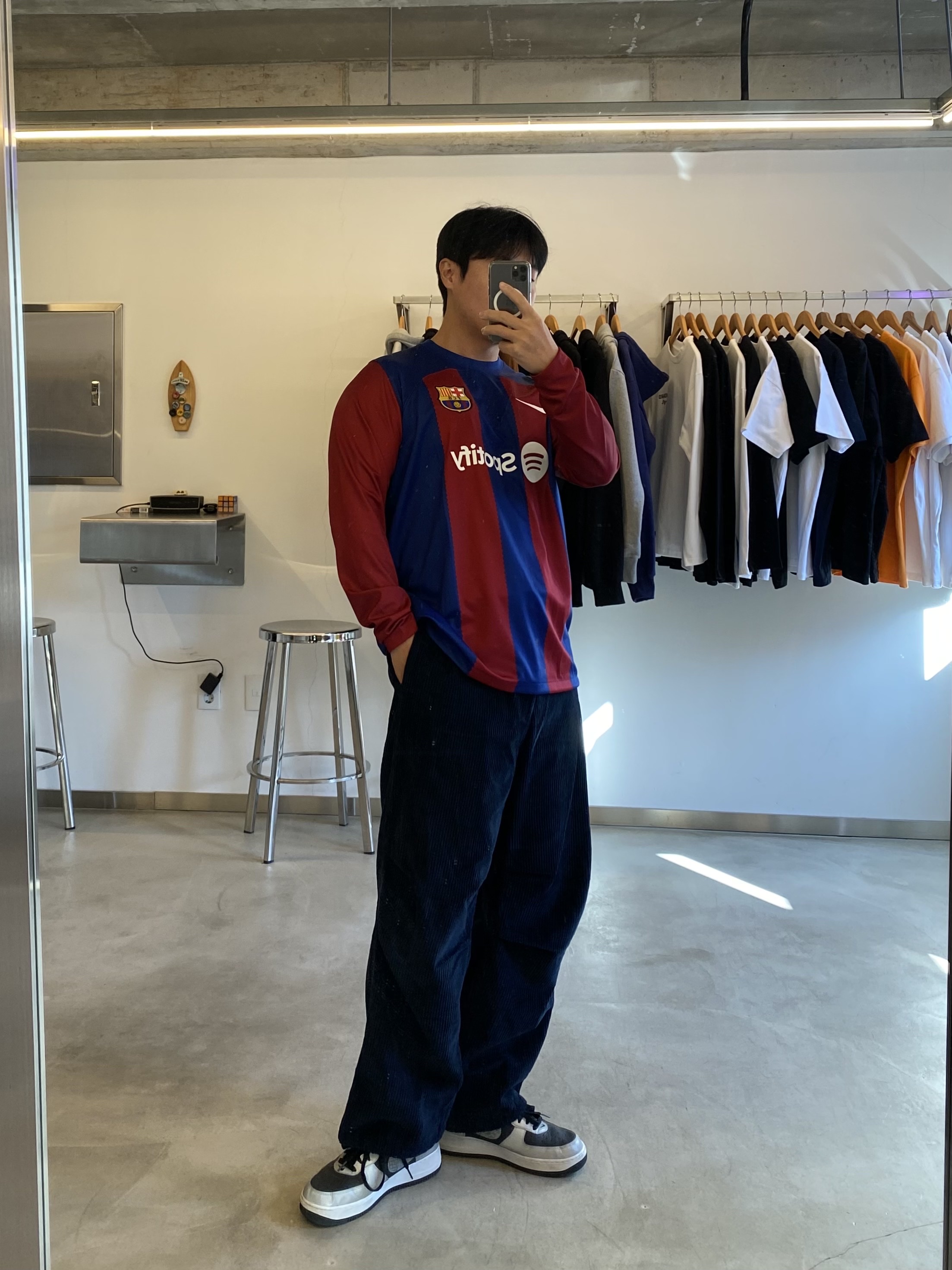Nike FC Barcelona 2023/24 Dri-Fit ADV Match Home Jersey Deep Royal Blue Noble Red (Non Marking Ver.), Nike Air Force 1 B Silver Snake 착용 스타일