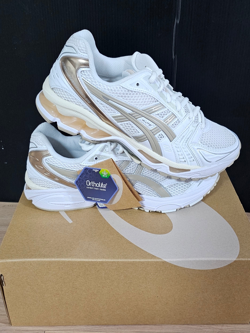 (W) Asics Gel-Kayano 14 White Simply Taupe 착용 스타일 - 3