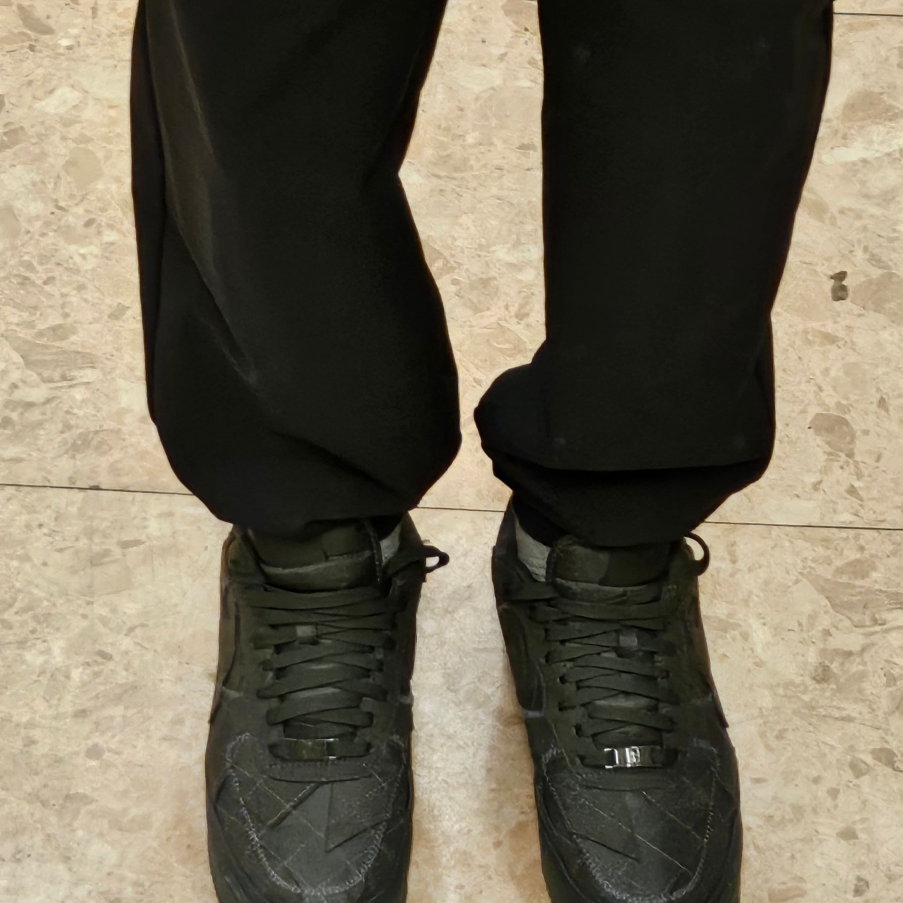 Nike x Billie Eilish Air Force 1 Low '07 SP Sequoia 착용 스타일 - 1