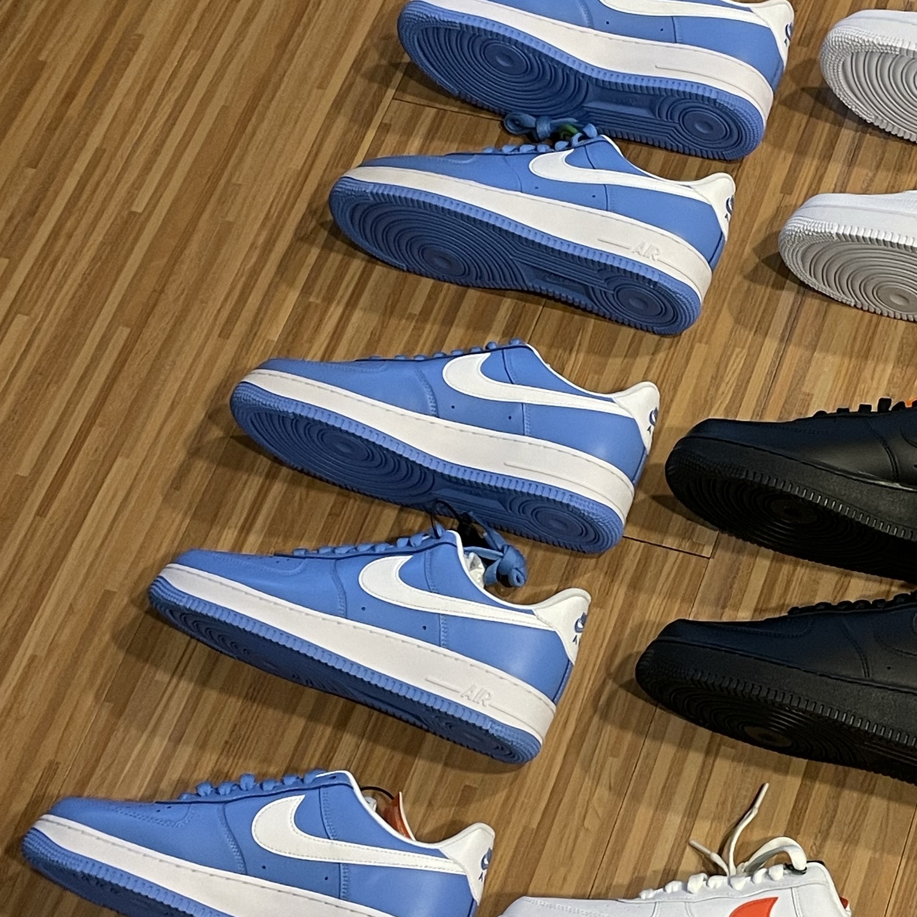 Nike Air Force 1 '07 Low University Blue 착용 스타일