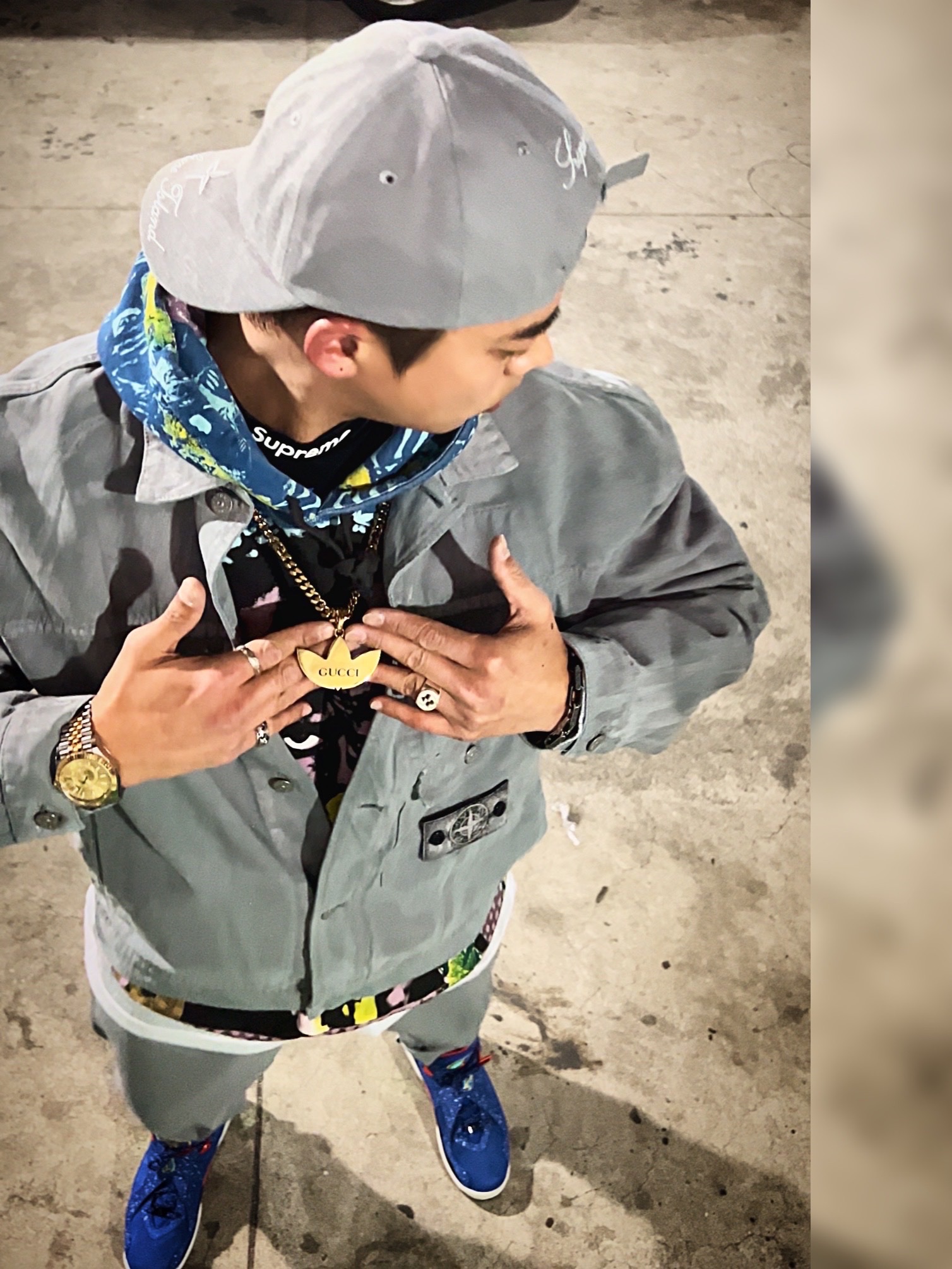 Supreme x Stone Island Denim 6-Panel Reflective - 23FW, Supreme x Stone Island Denim Trucker Jacket Reflective - 23FW 착용 스타일 - 1