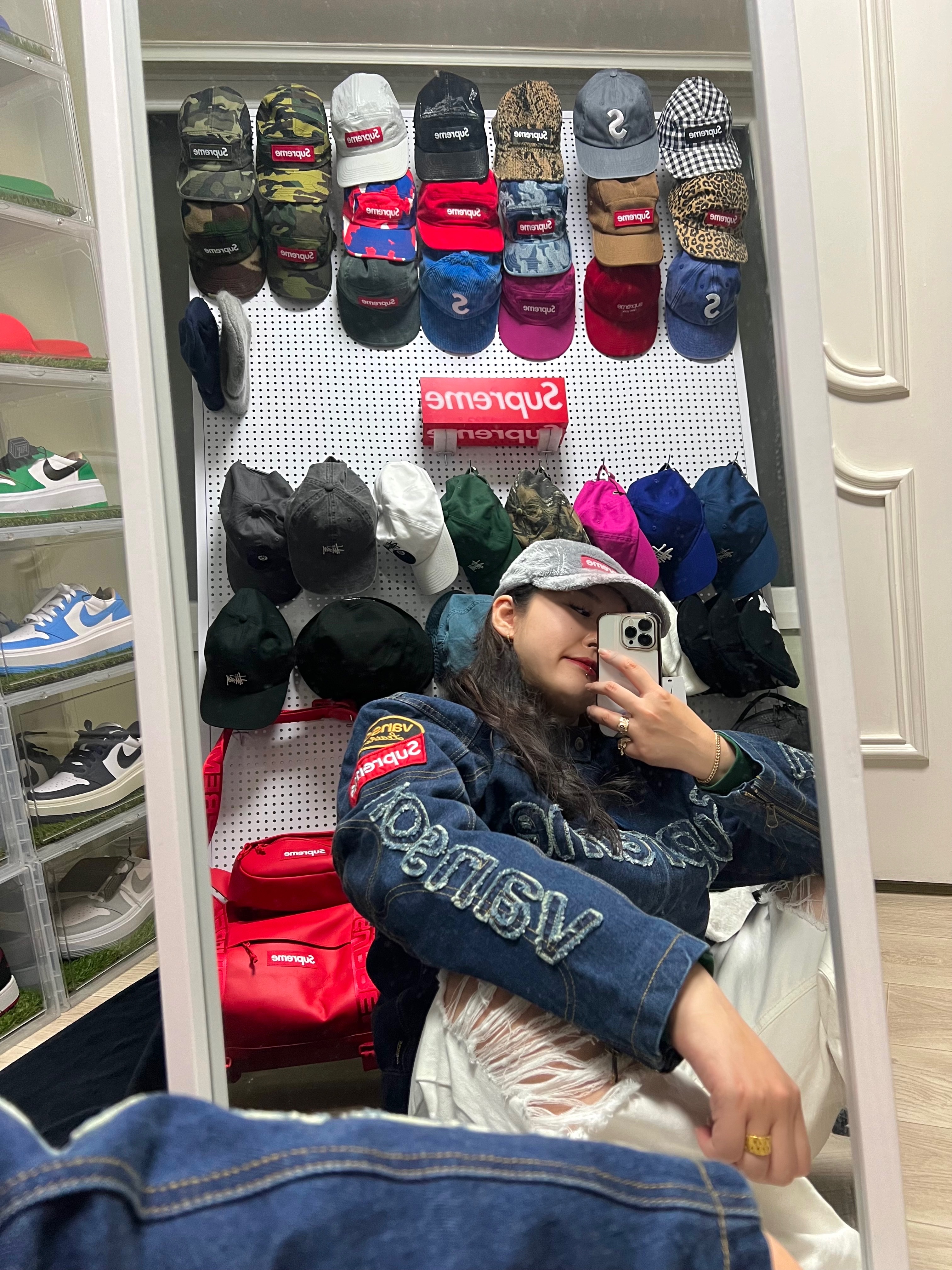Supreme x Vanson Leathers Cordura Denim Jacket Blue - 22FW, Supreme Packable Earflap Camp Cap Woodland Camo - 22FW 착용 스타일 - 2