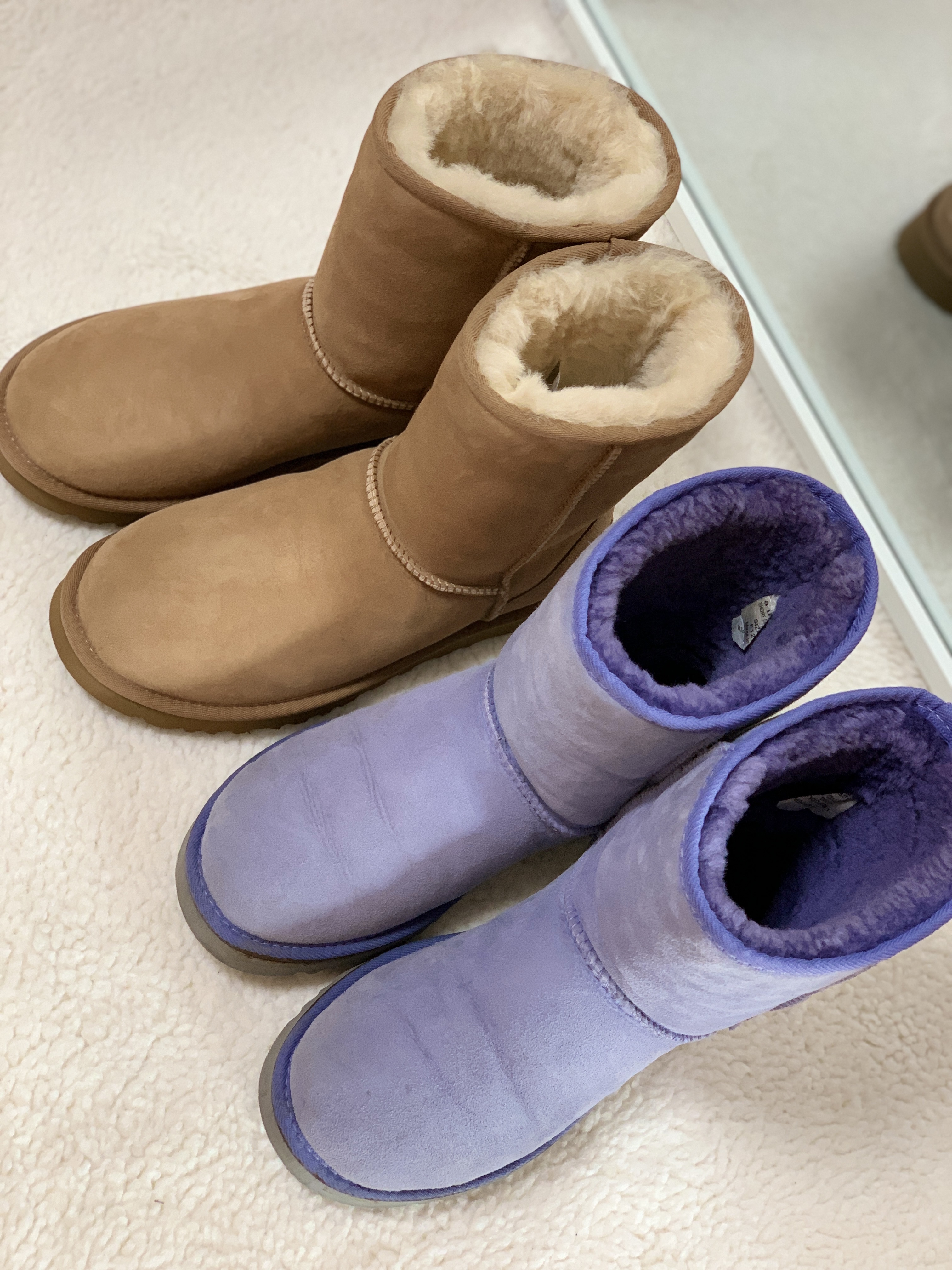 (W) UGG Classic Short II Boots Chestnut 착용 스타일 - 1