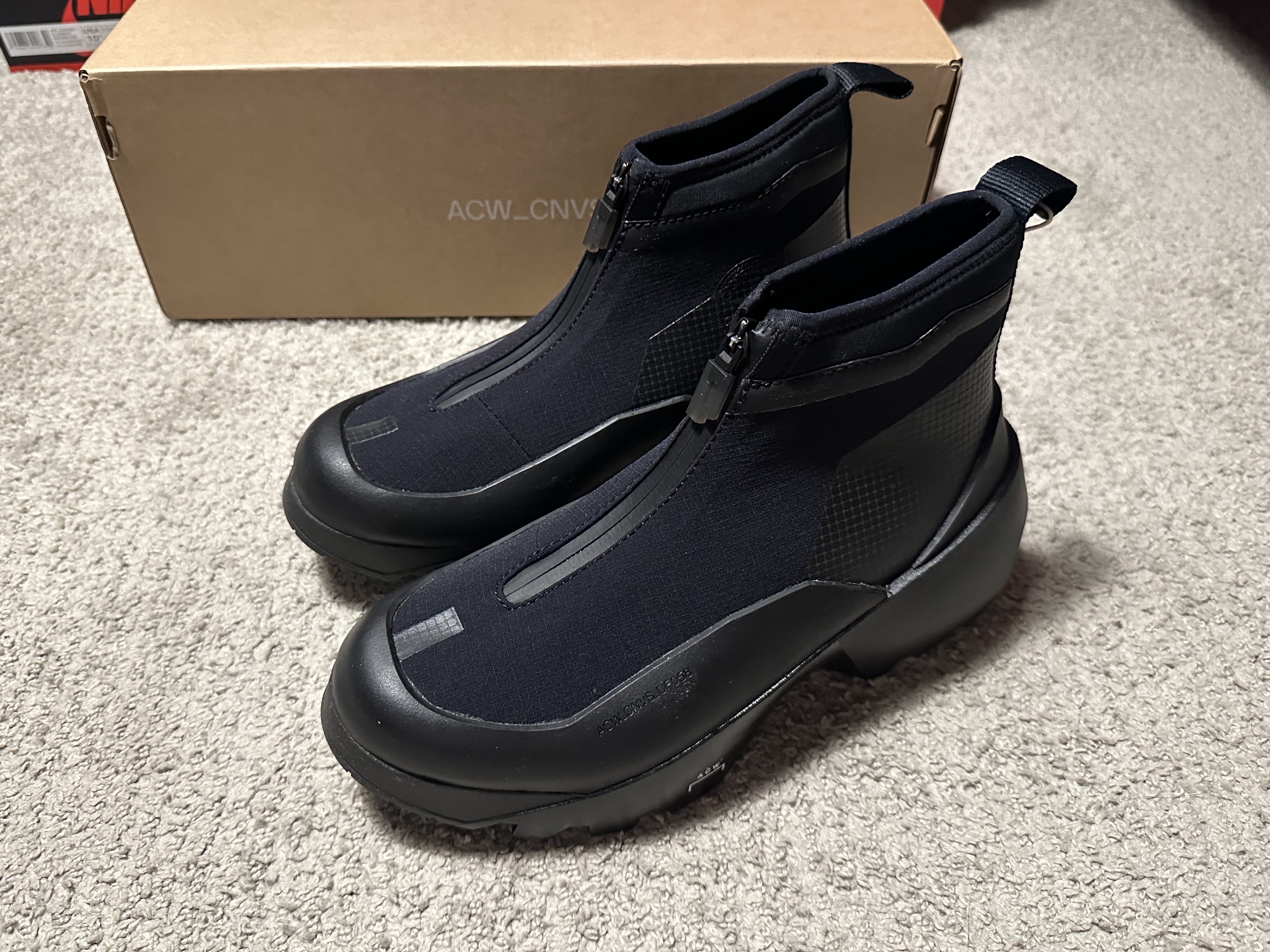 Converse x A-Cold-Wall Geo Forma Boot Onyx 착용 스타일 - 1