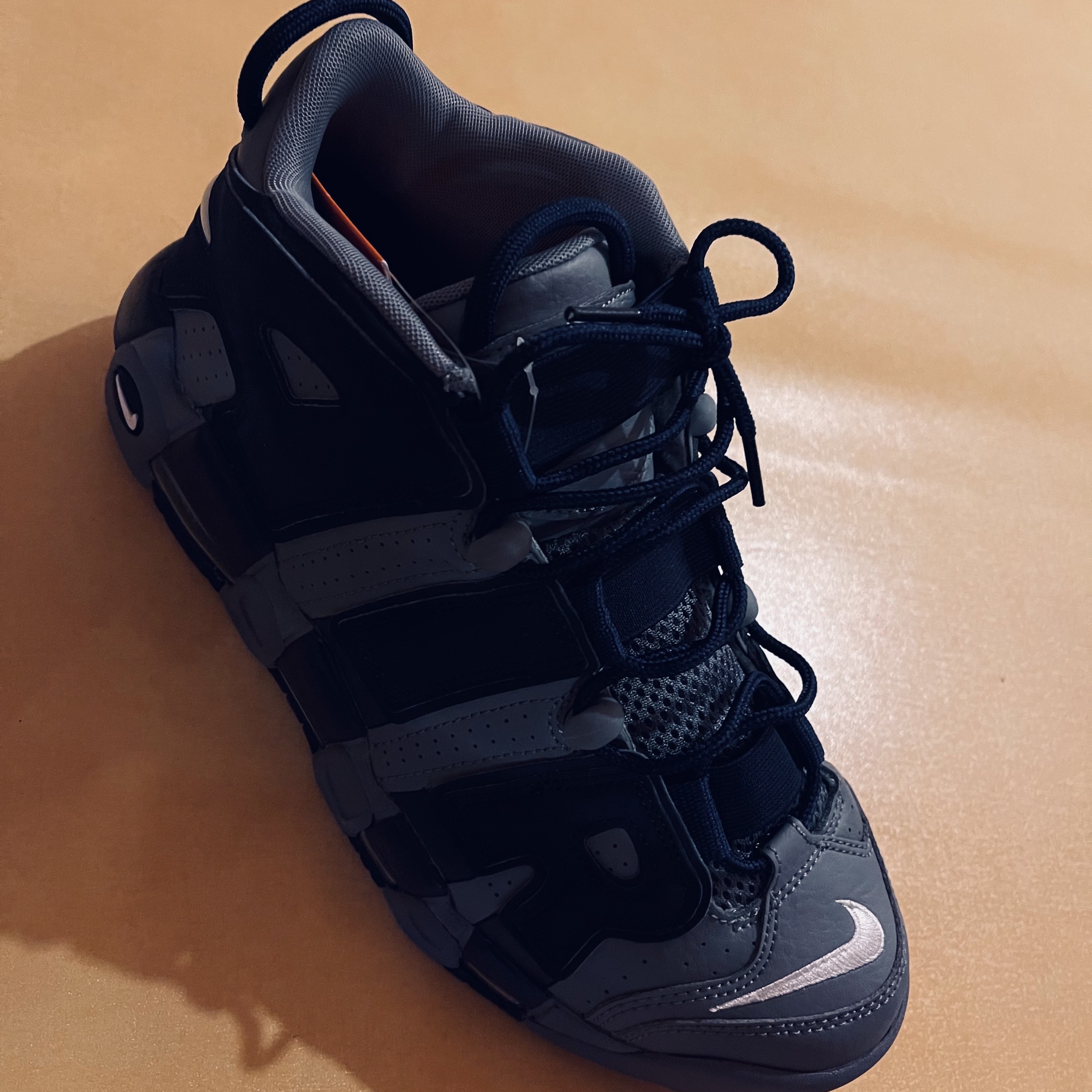 Nike Air More Uptempo 96 Loud and Clear 2021 착용 스타일 - 6