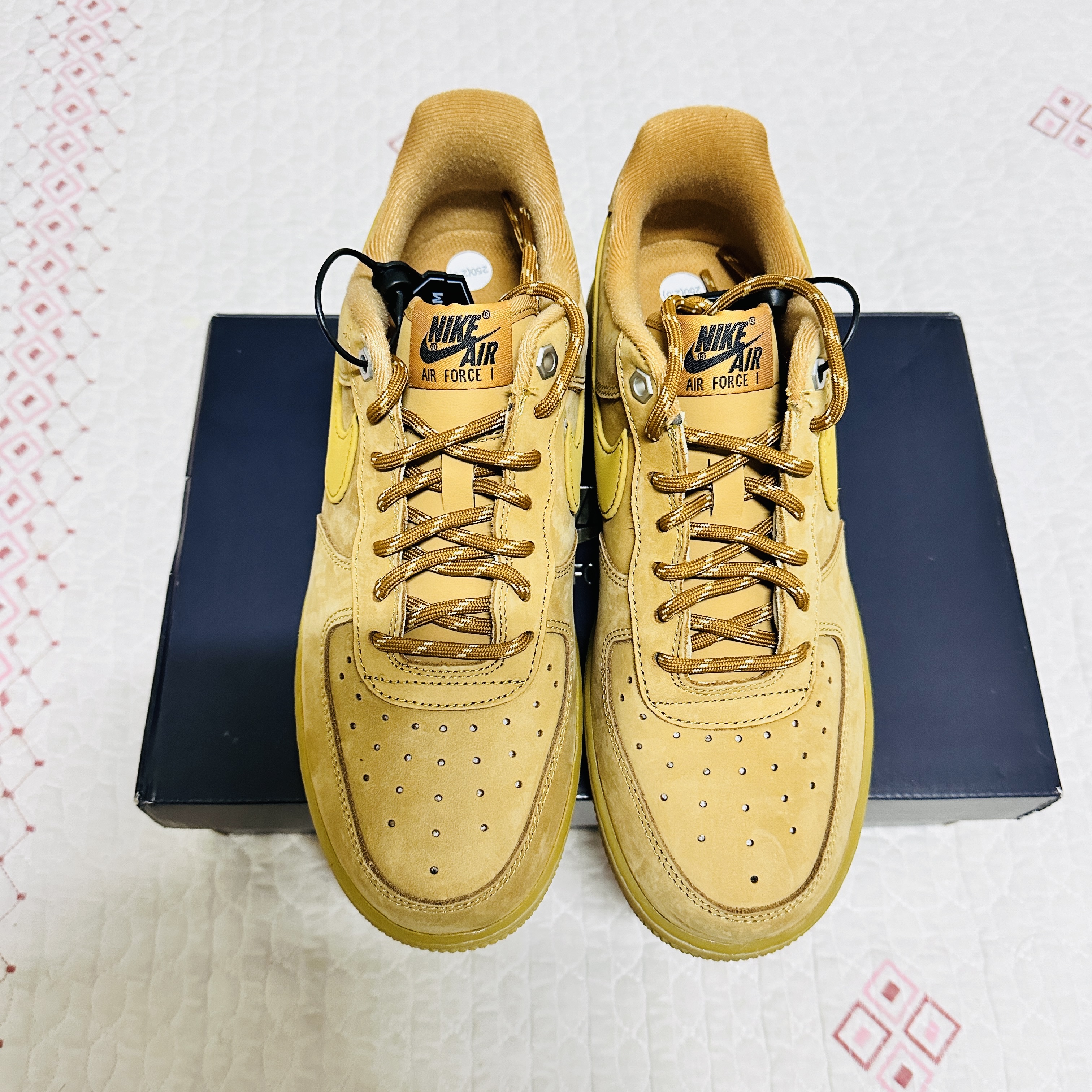 Nike Air Force 1 '07 WB Flax 착용 스타일 - 1