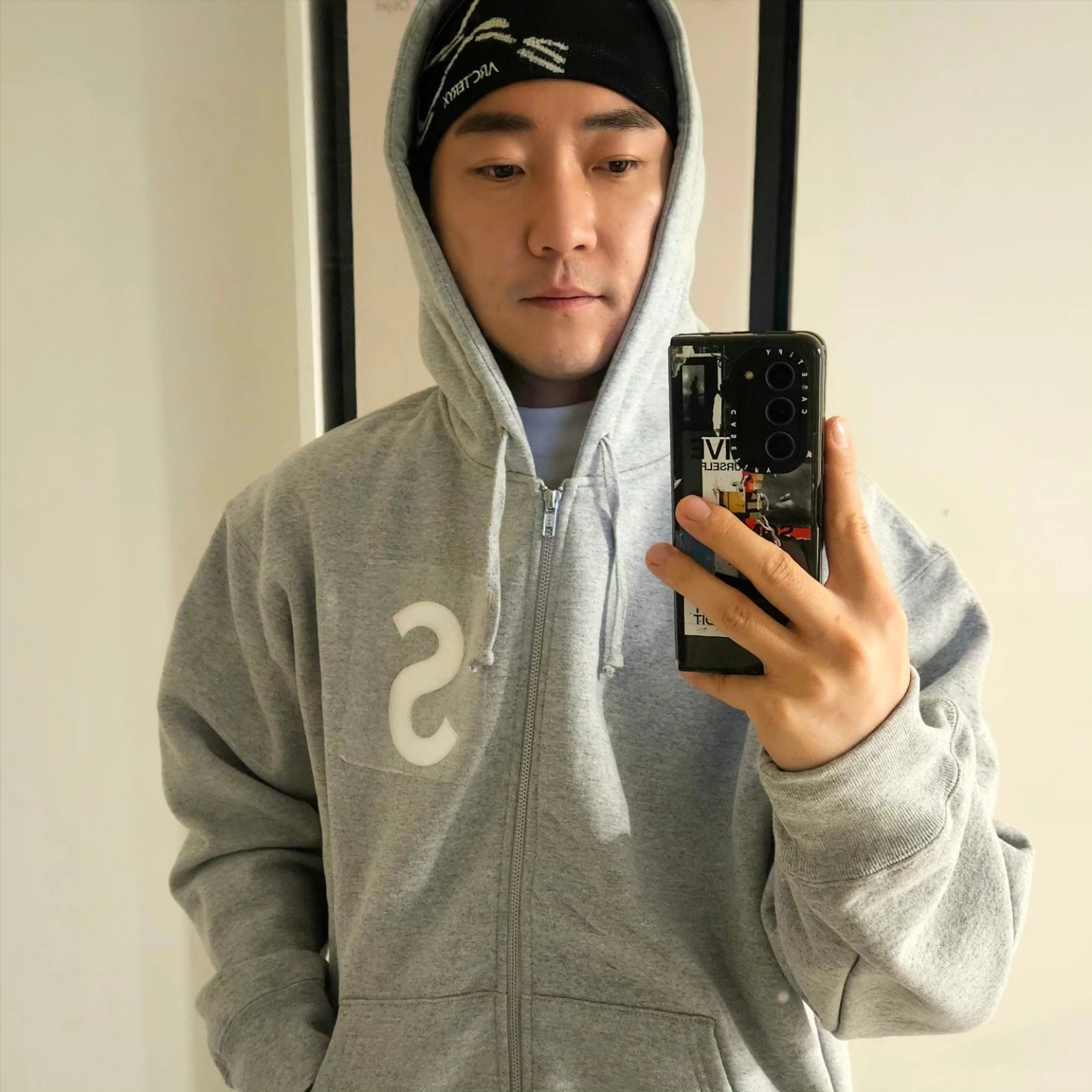 Arc'teryx Bird Head Toque Orca, Supreme S Logo Zip Up Hooded Sweatshirt Heather Grey - 23FW 착용 스타일