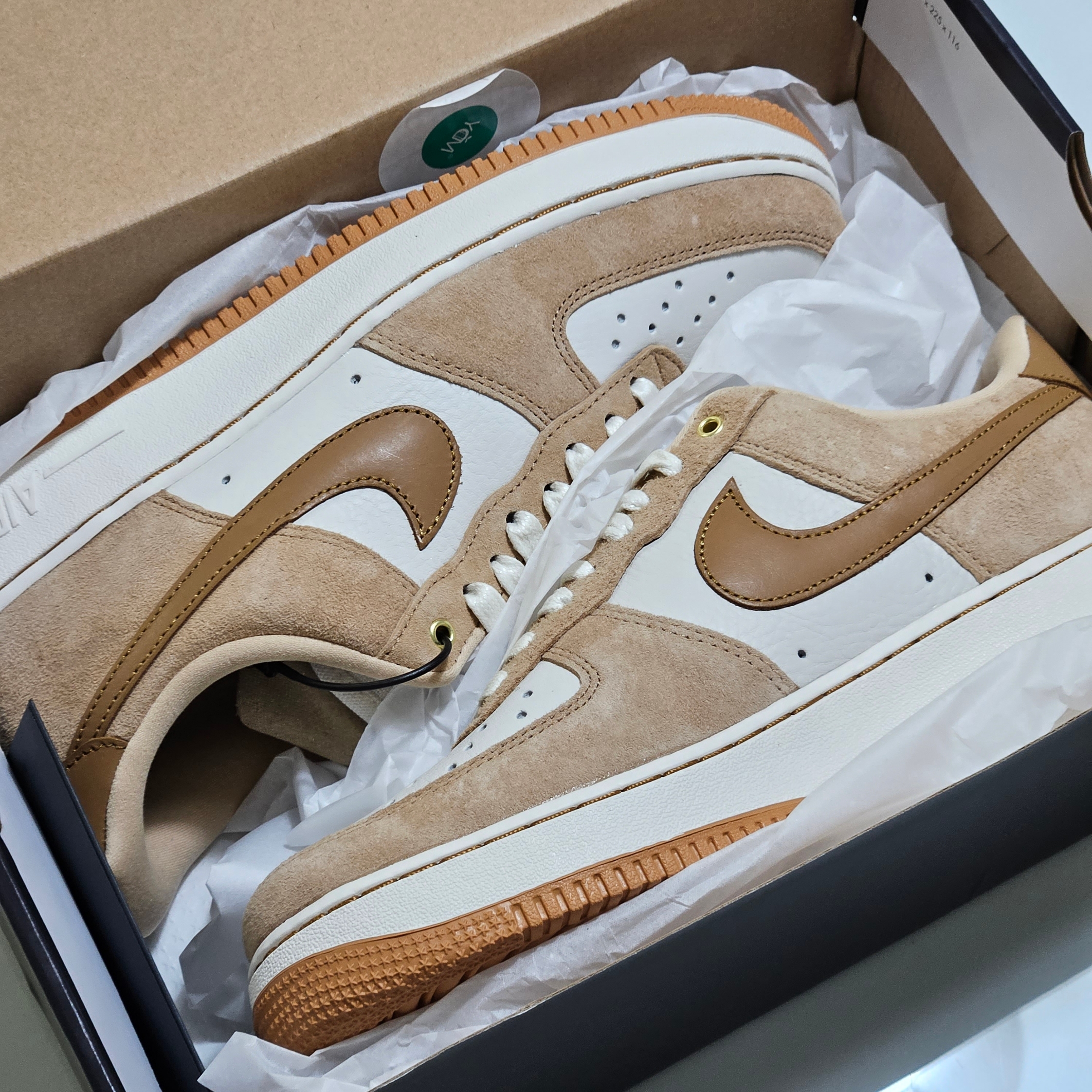 (W) Nike Air Force 1 LXX Flax 착용 스타일