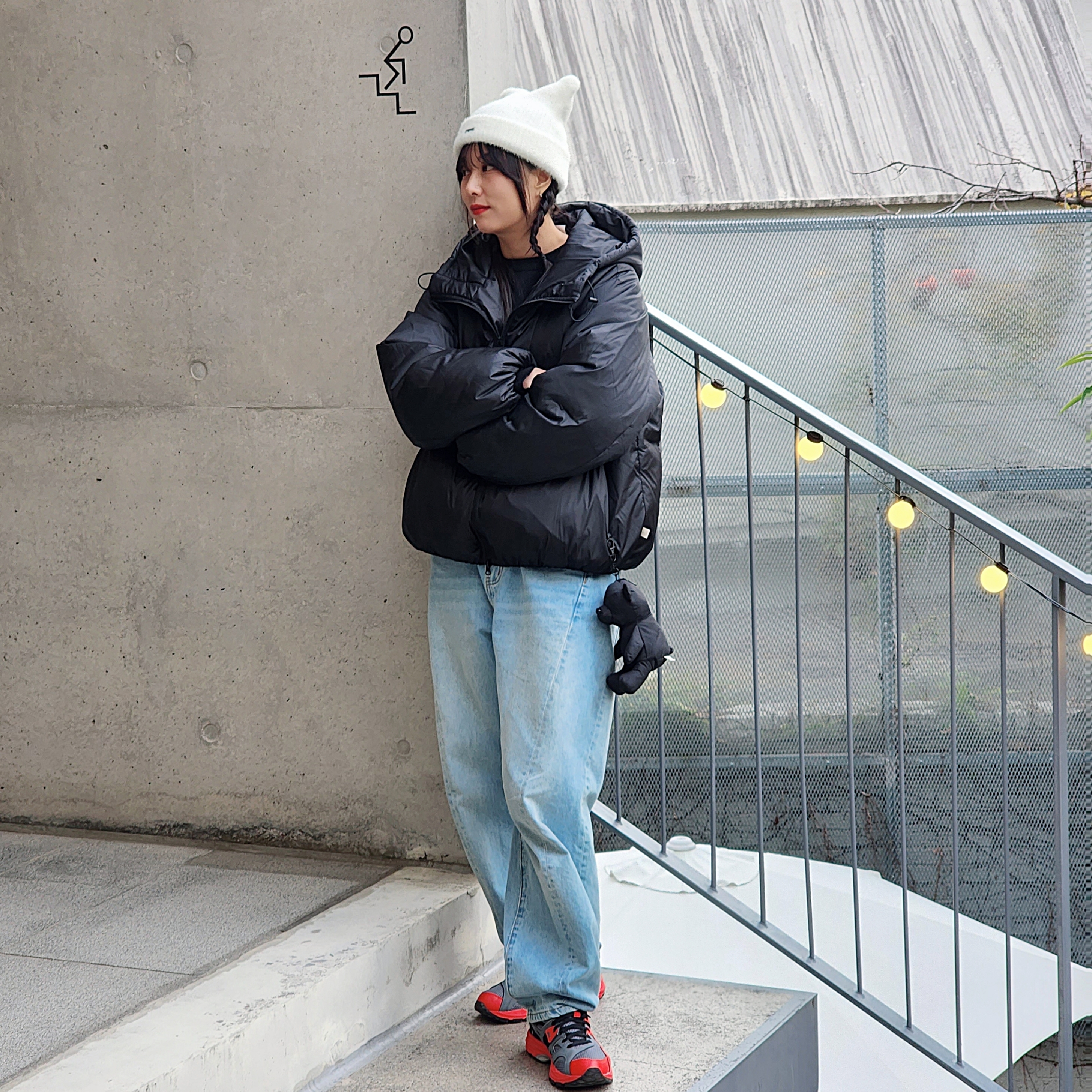 Asics HS2-S Gel-MC Plus Classic Red 착용 스타일 - 2