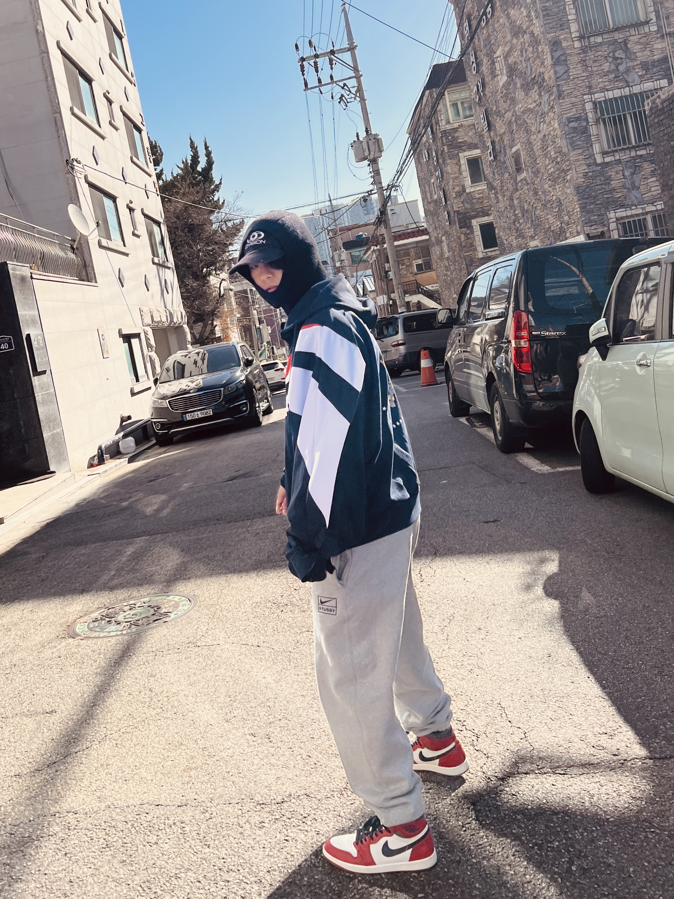 Project G/R Hybrid Hooded Track Jacket Navy, Nike x Stussy NRG Fleece Pants Dark Grey Heather (DO9340-063) 착용 스타일 - 2