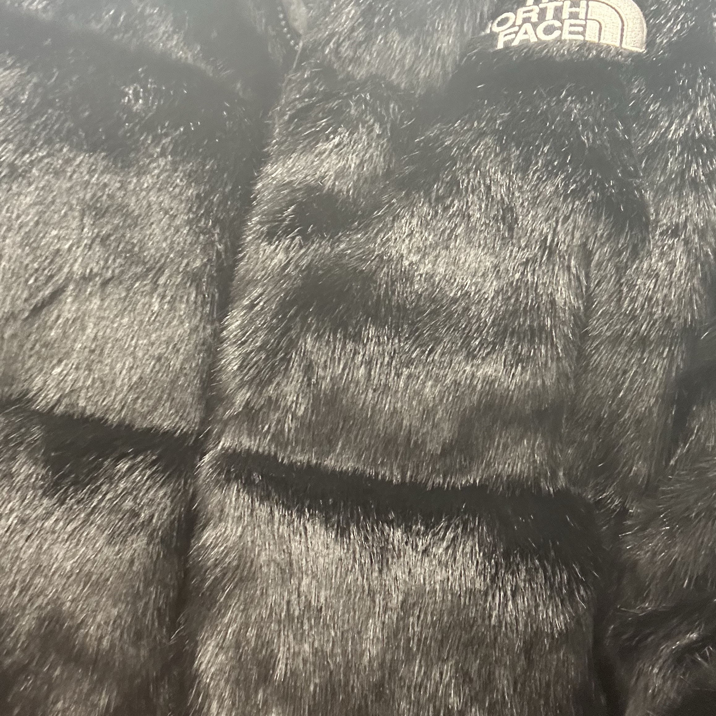 Supreme x The North Face Faux Fur Nuptse Jacket Black - 20FW 착용 스타일