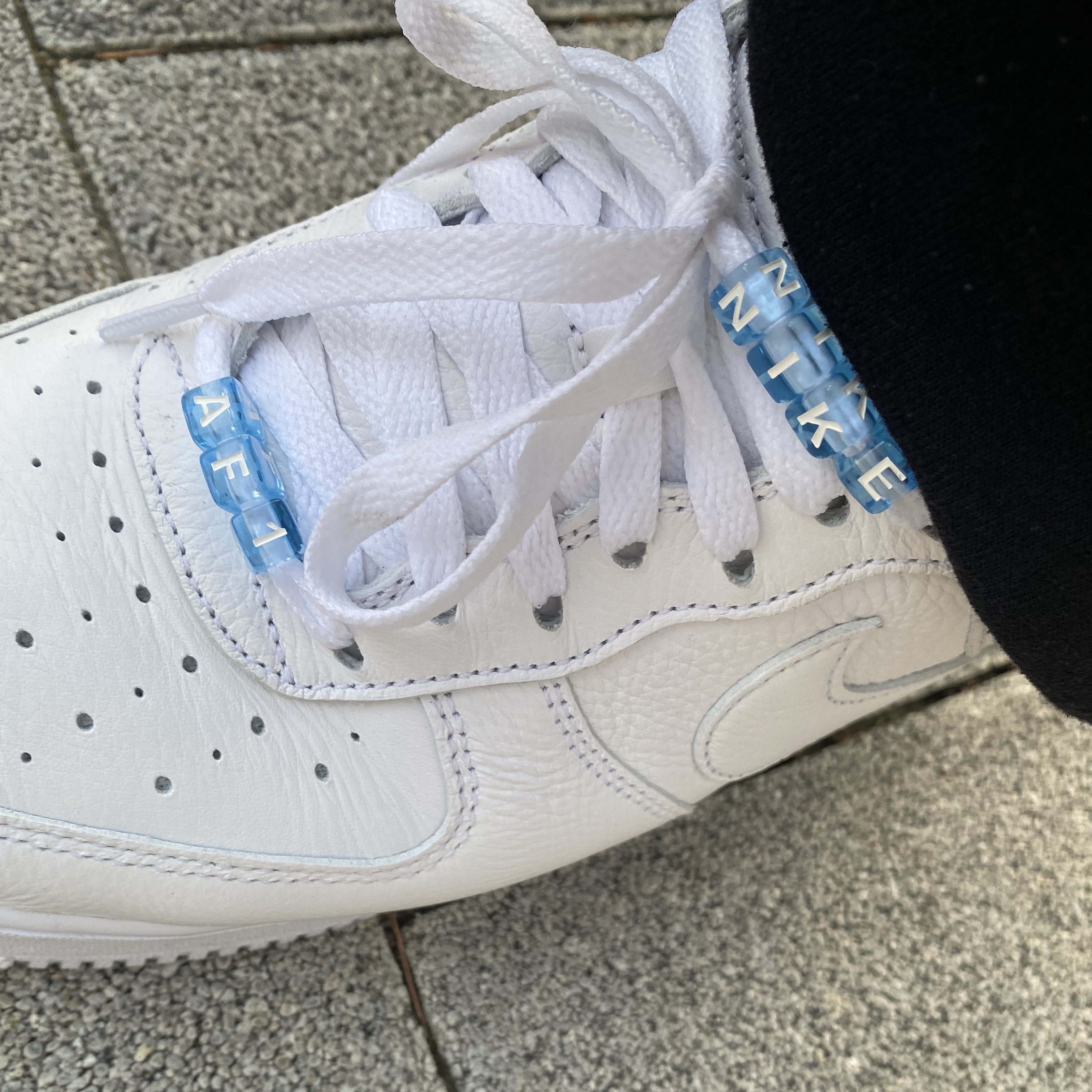 Nike x Drake Nocta Air Force 1 Low SP Certified Lover Boy White 착용 스타일