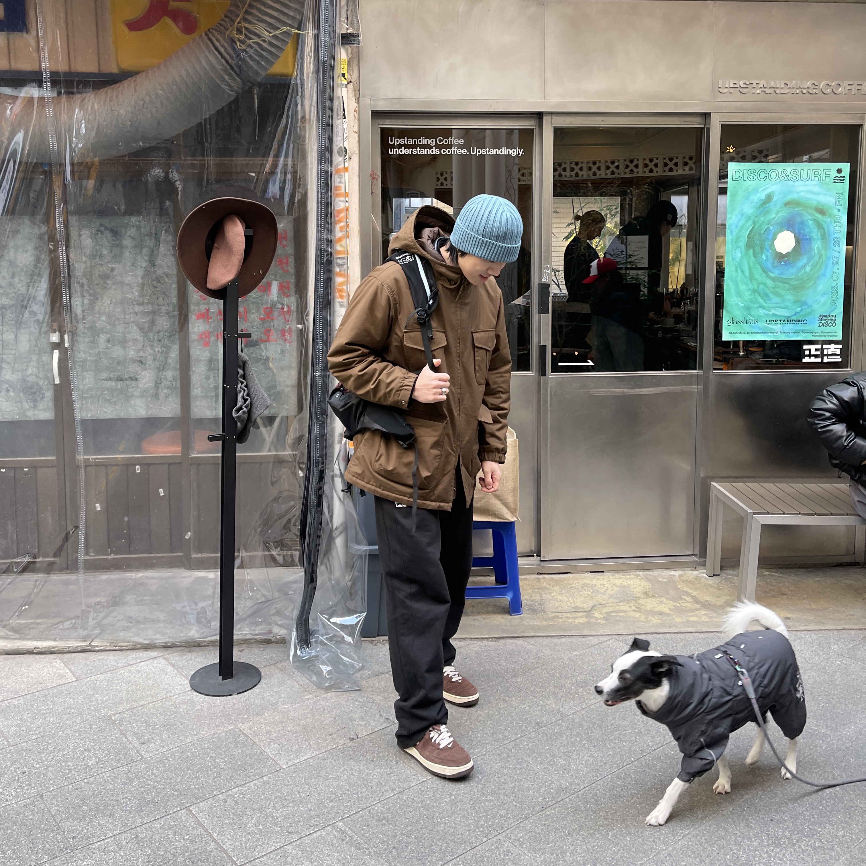 Salomon x MM6 Maison Margiela XT-15 Bordeaux, Uniqlo x Engineered Garments Pufftech Utility Jacket Brown 착용 스타일 - 2