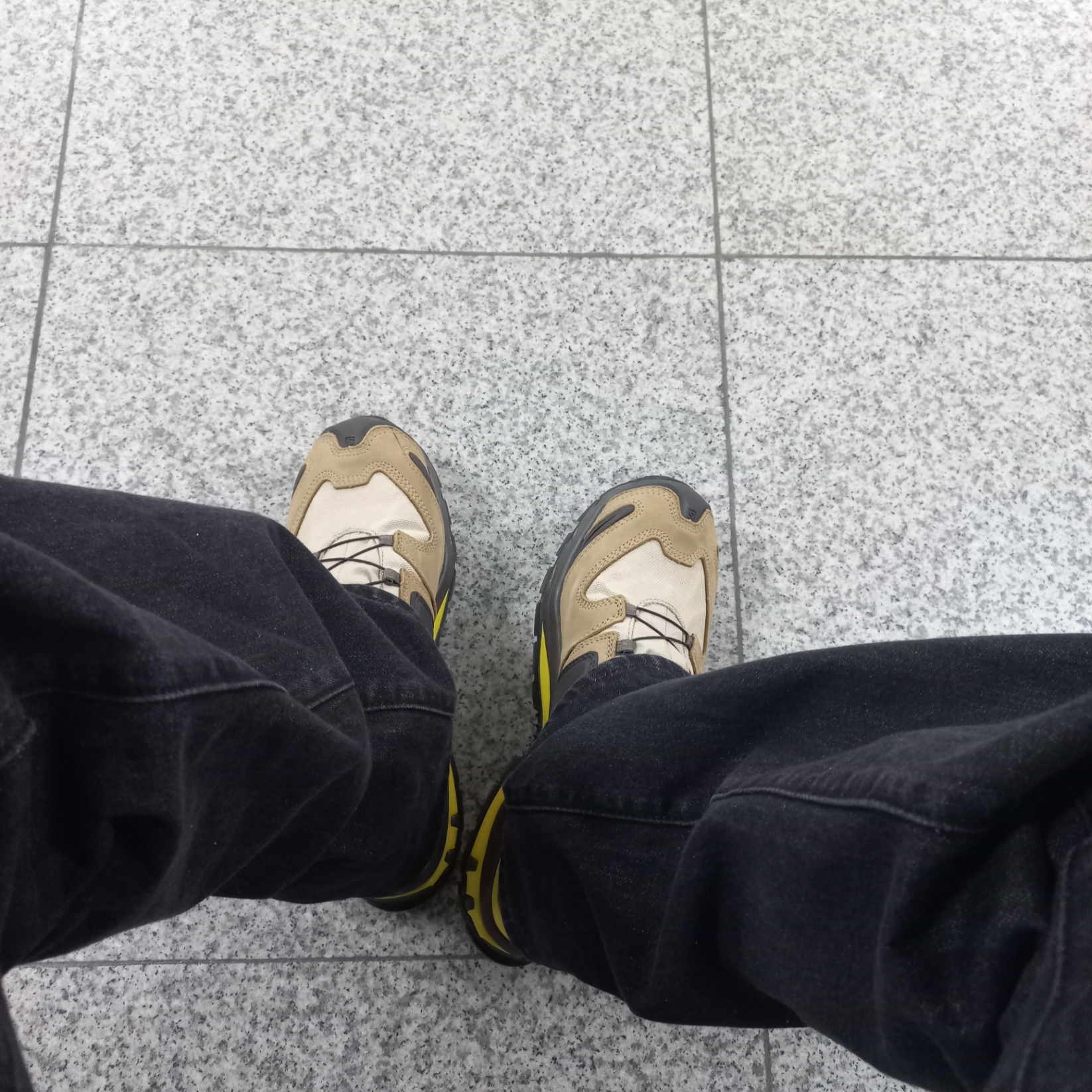 Salomon x Better Gift Shop XA Pro 3D Mid Gore-Tex Safari 착용 스타일