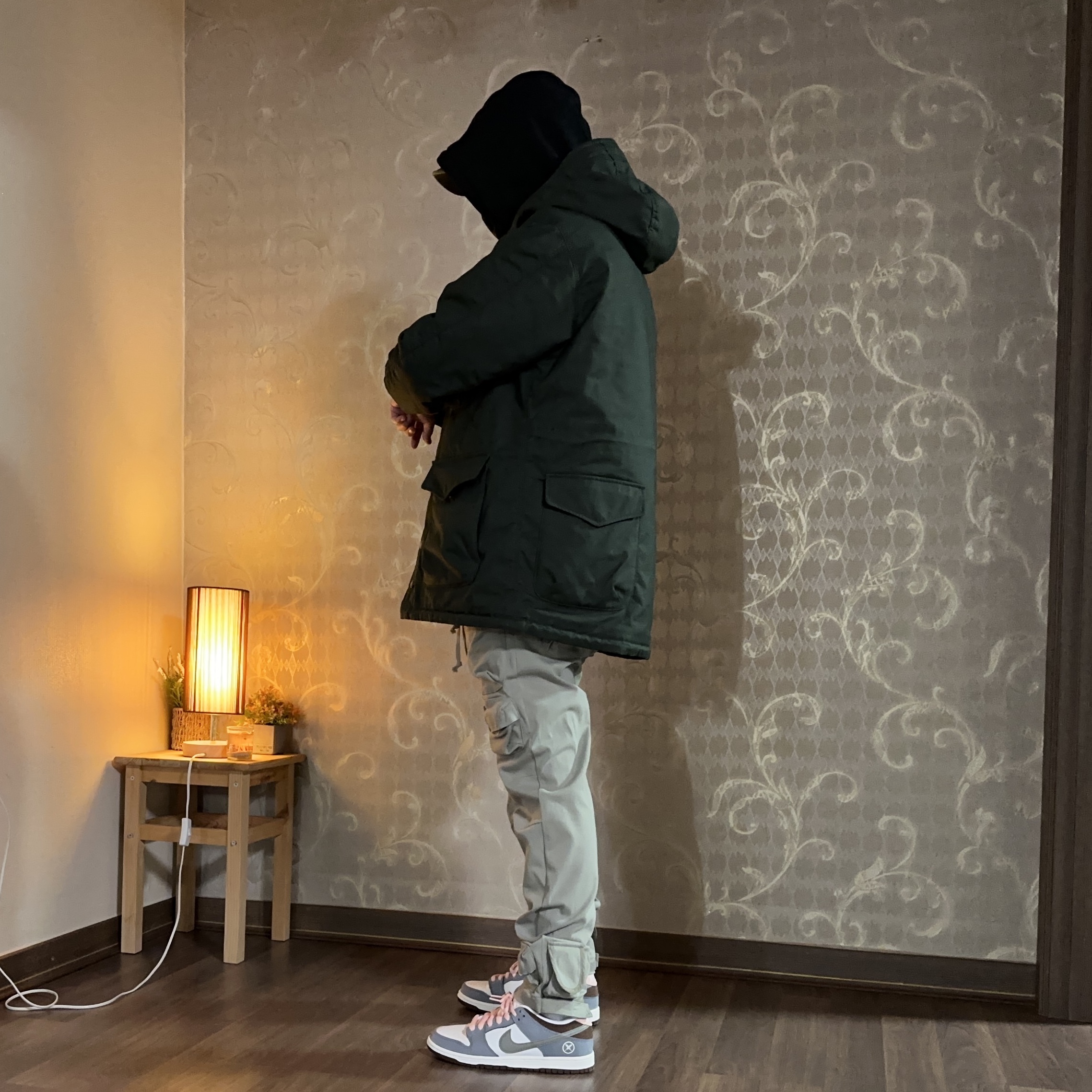 Uniqlo x Engineered Garments Pufftech Utility Jacket Olive, Nike x Yuto Horigome SB Dunk Low Wolf Grey 착용 스타일 - 3