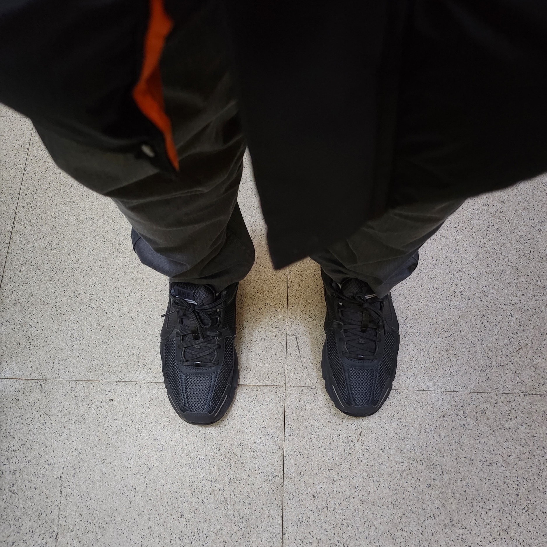 Nike Zoom Vomero 5 SP Anthracite 2023 착용 스타일