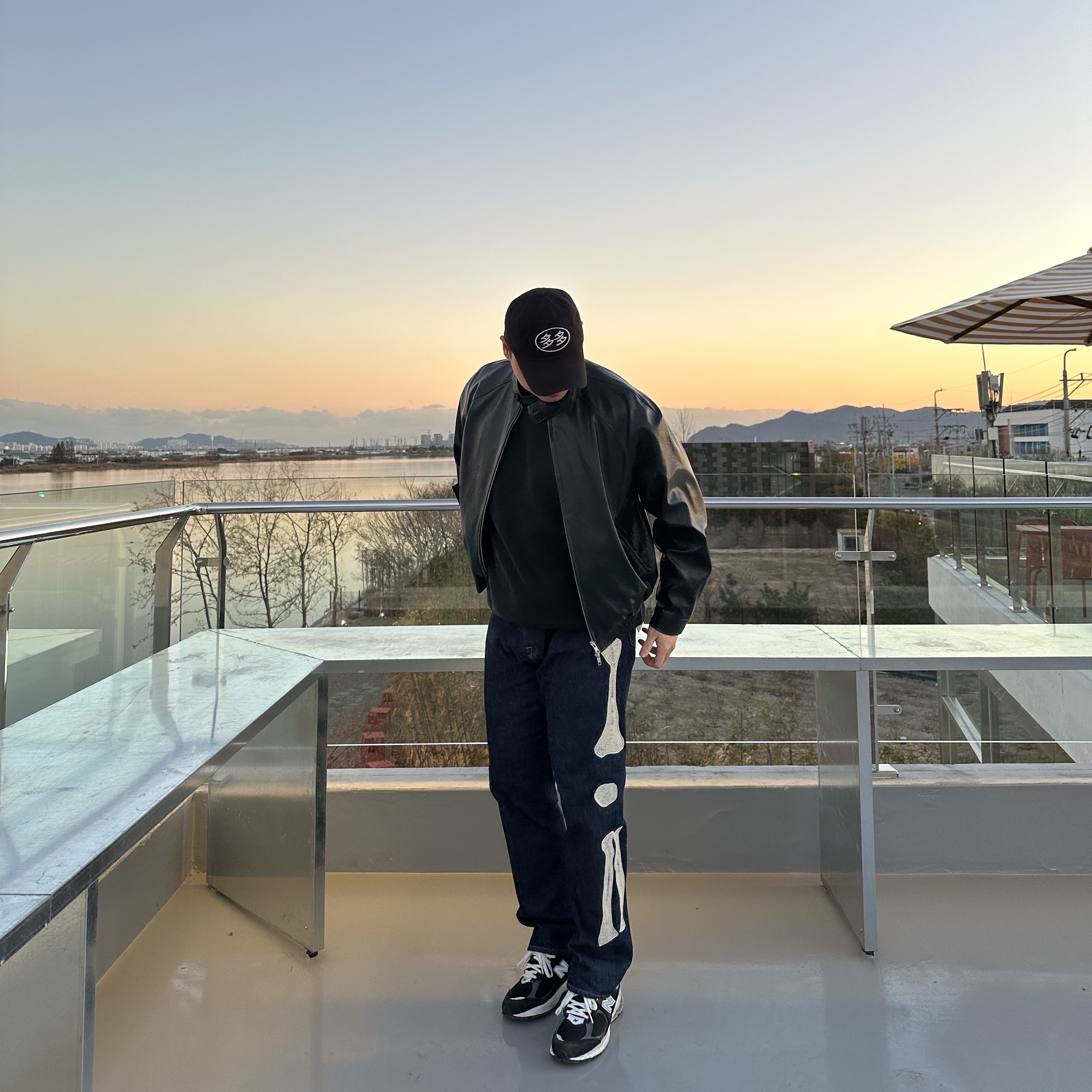 Dada Logo Cap Black White, Kapital 12.5 oz. Denim Mexican Tuxedo 5P Okagilly Pants Indigo 착용 스타일 - 1