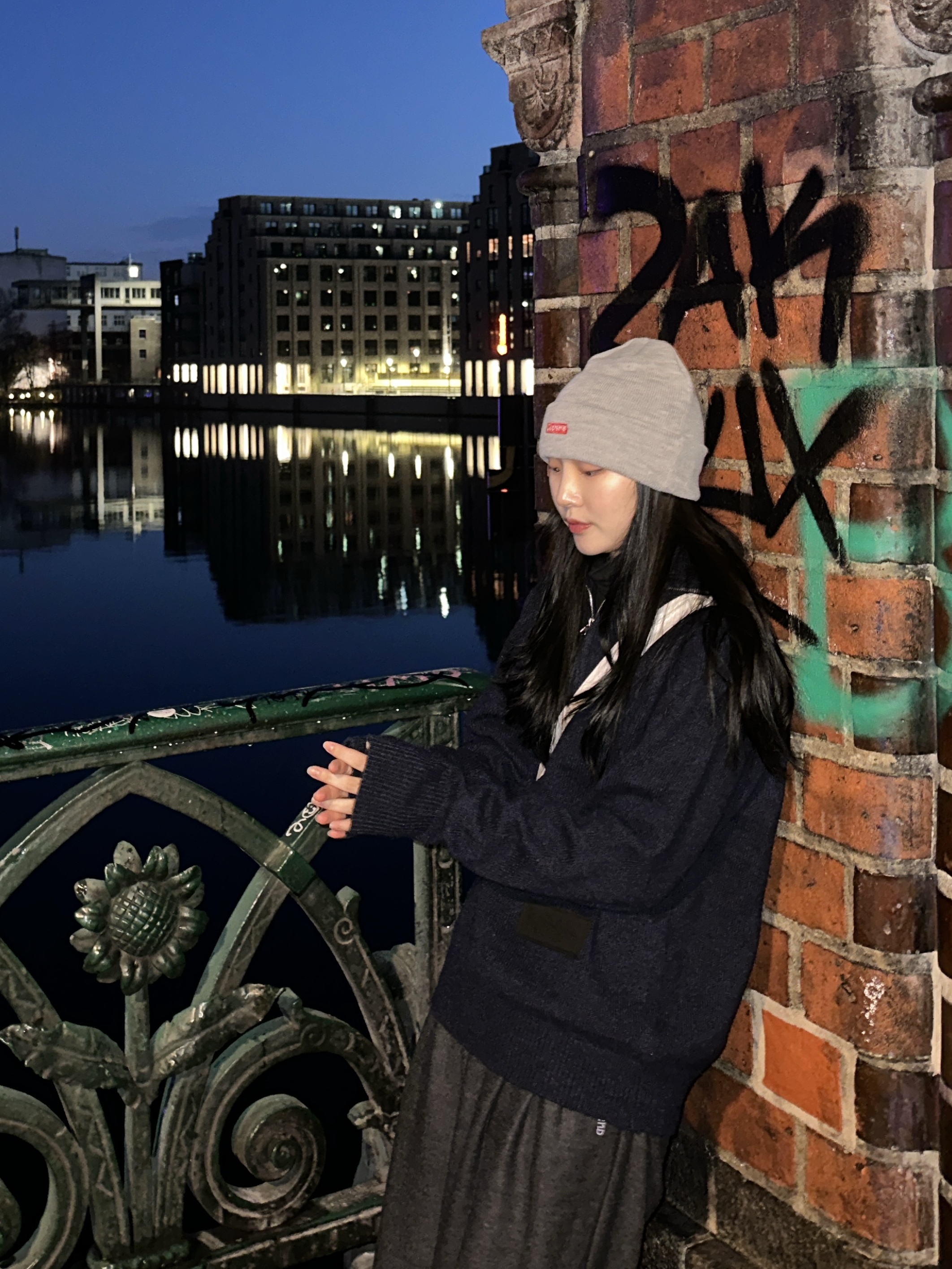 Supreme New Era S Logo Beanie Heather Grey - 22FW 착용 스타일