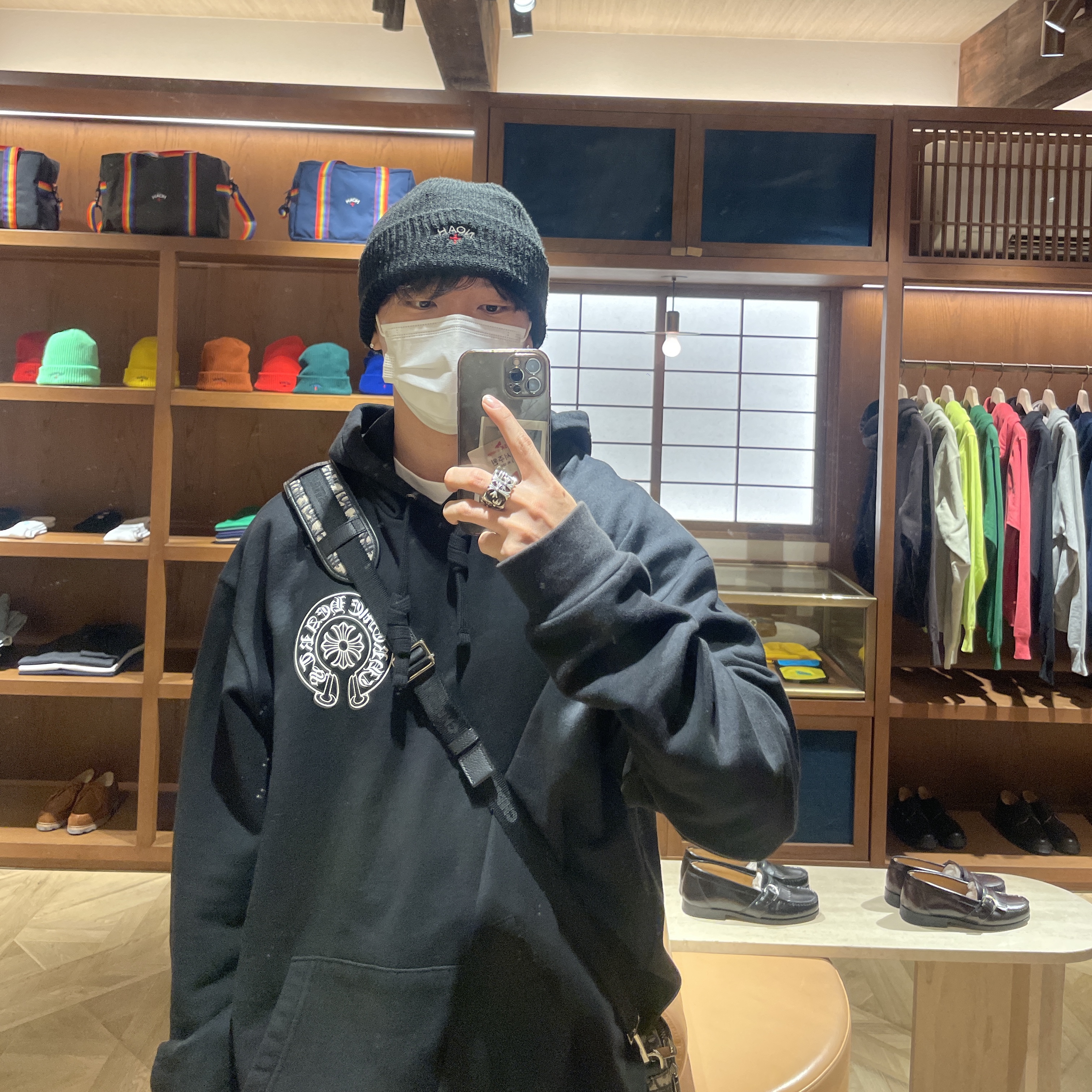 Chrome Hearts Horseshoe Hoodie Black - Korea Exclusive 착용 스타일