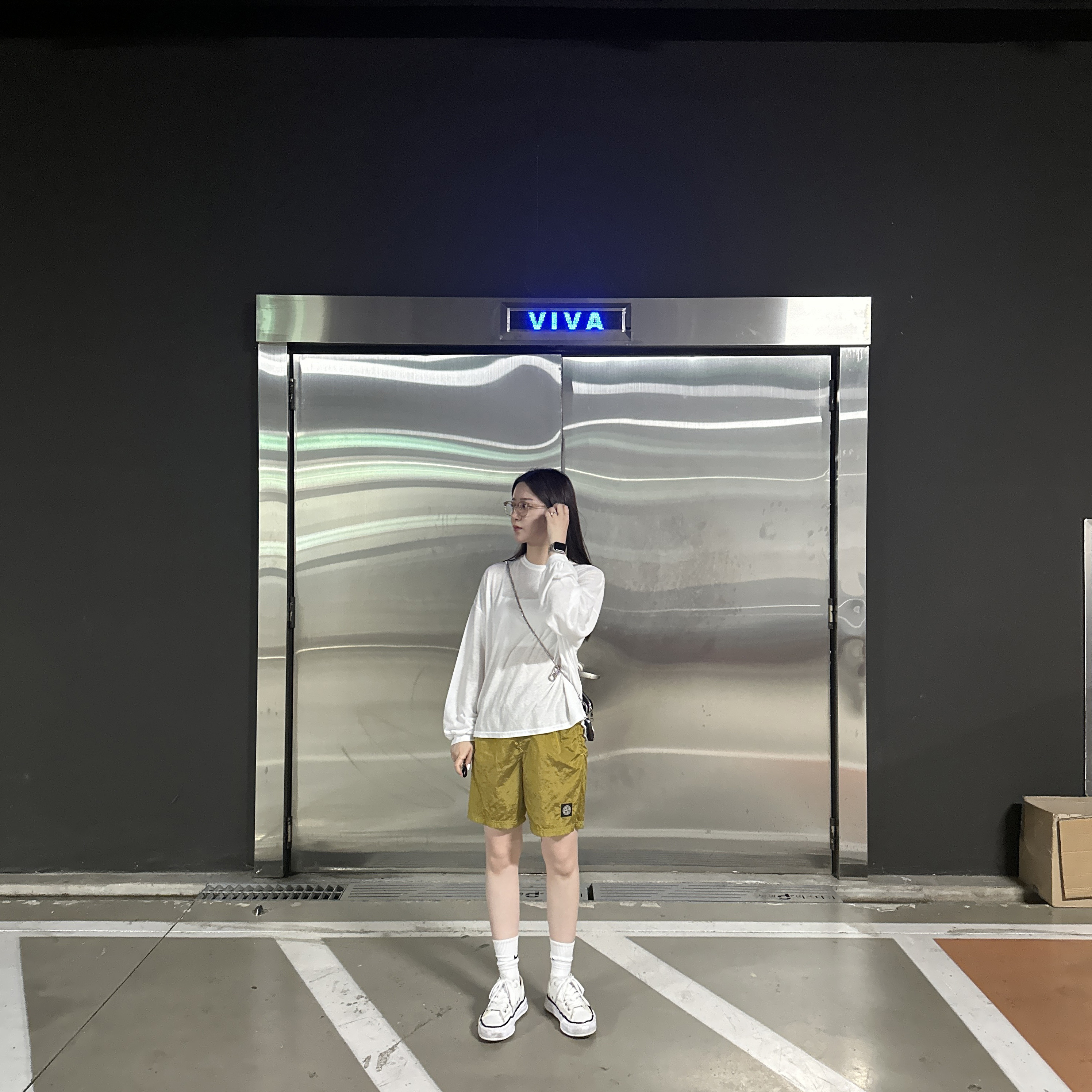 Maison Mihara Yasuhiro Peterson OG Sole Canvas Low Sneakers White, Nike Everyday Lightweight Training Ankle Socks White Black (3 Pack/Korean Ver.) 착용 스타일
