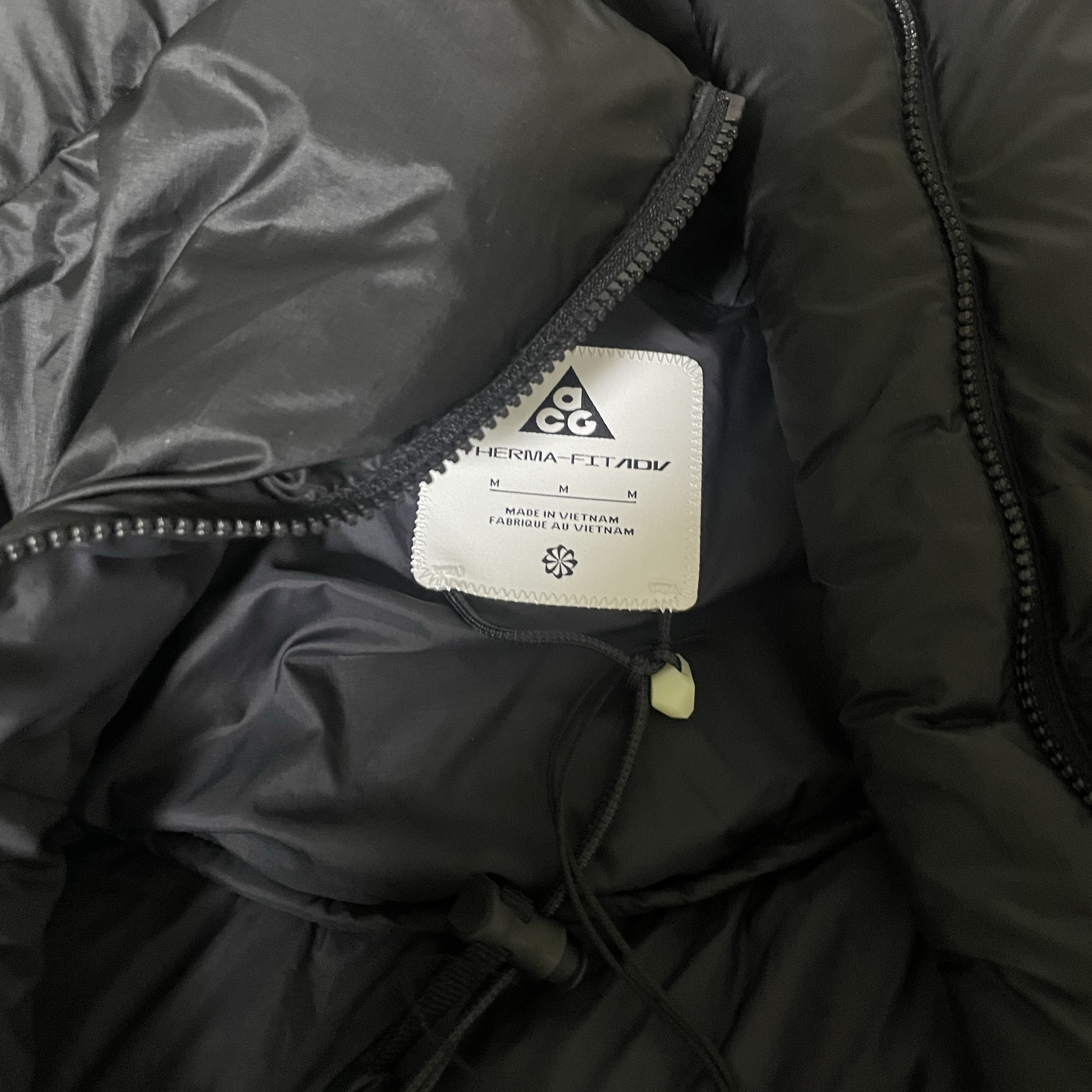 Nike ACG Therma-Fit ADV Lunar Lake Puffer Jacket Black - Asia 착용 스타일 - 2