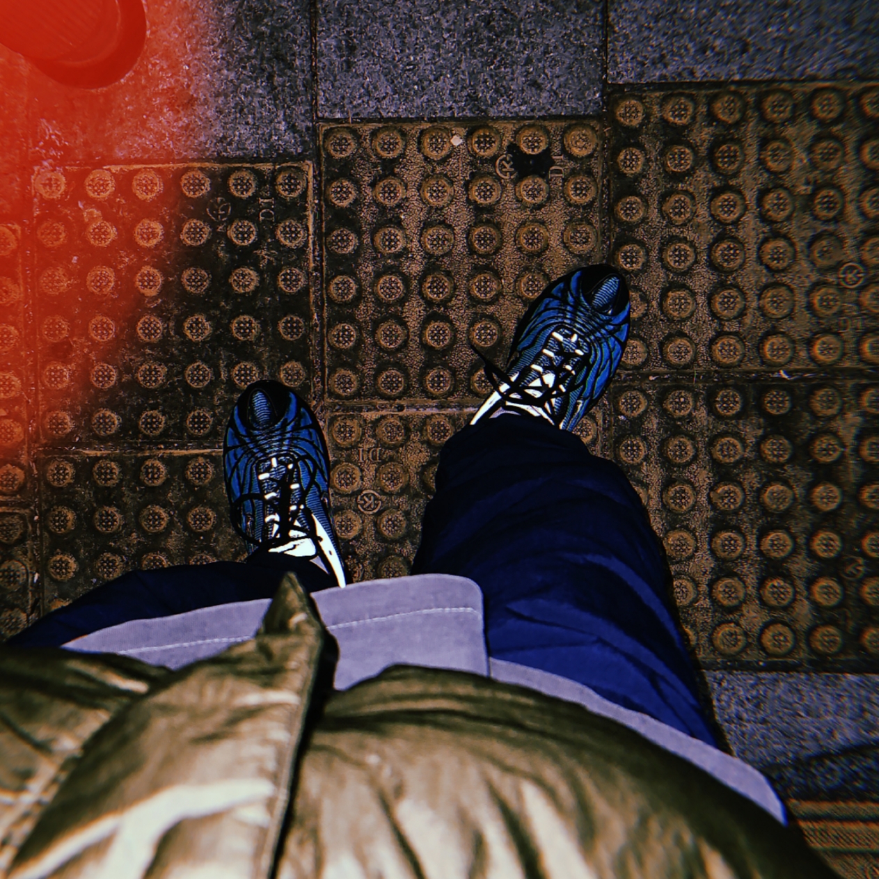 Nike x Skepta Air Max Tailwind 5 Chrome Blue 착용 스타일 - 2