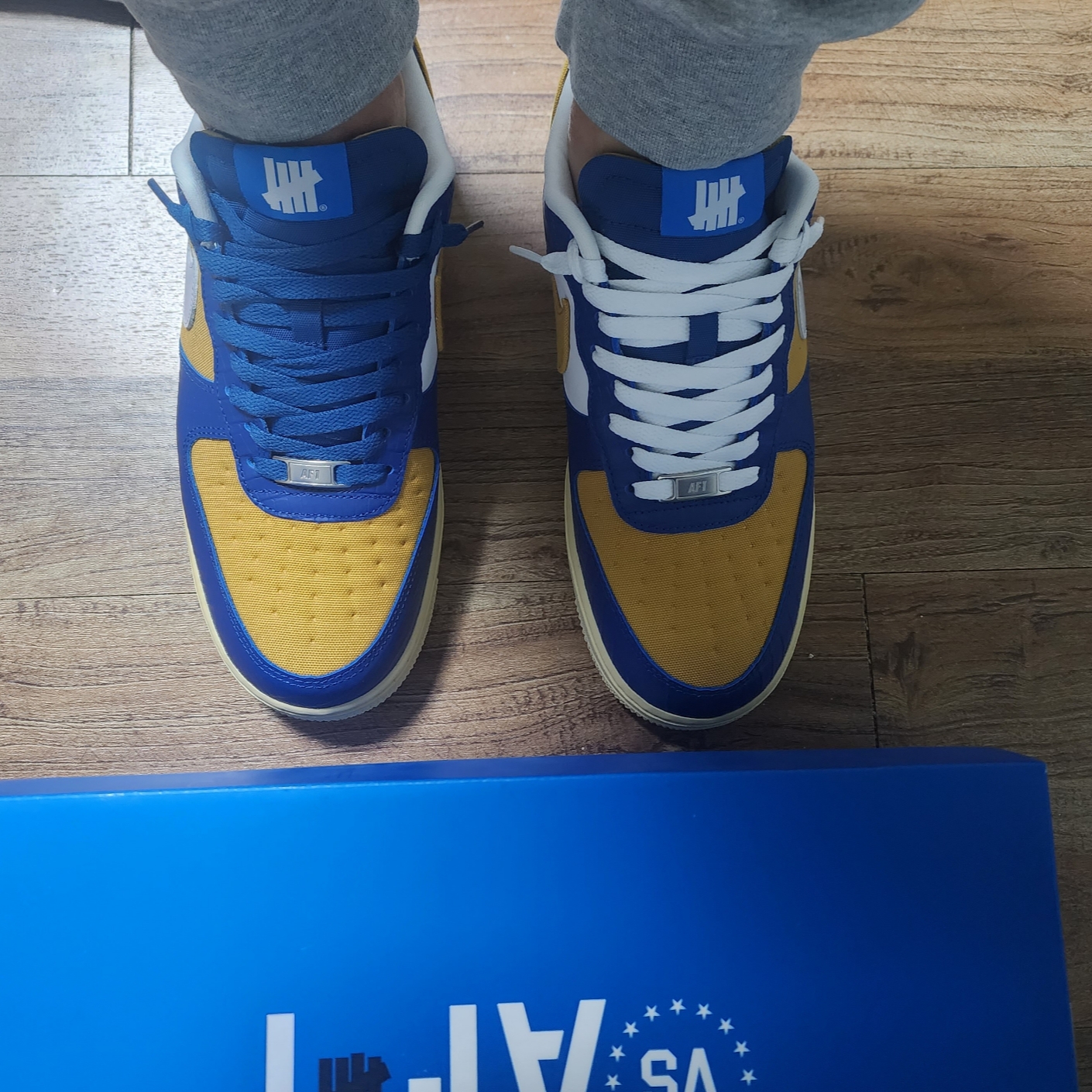 Nike x Undefeated Air Force 1 Low SP 5 On It Court Blue 착용 스타일 - 10
