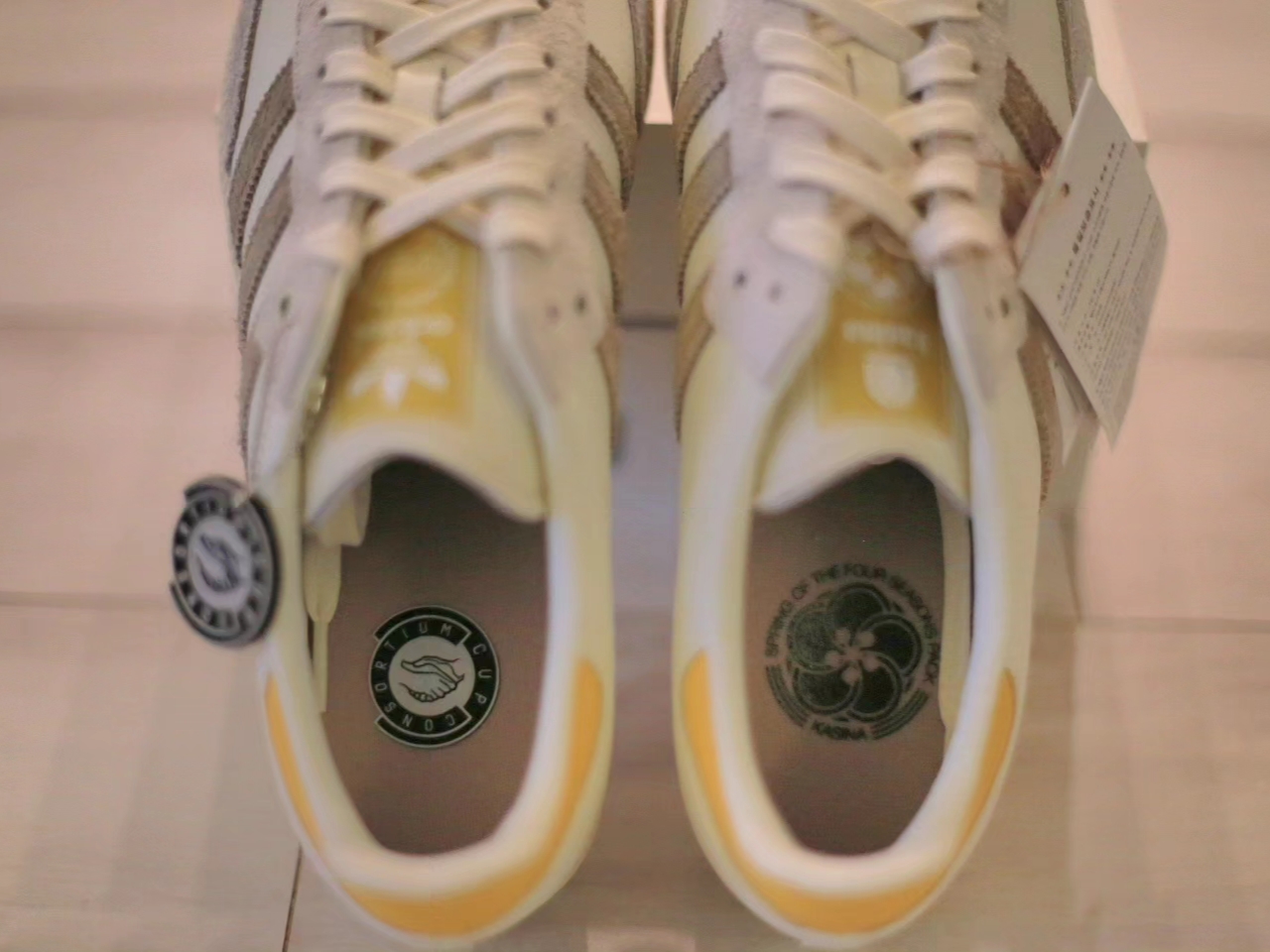 Adidas x Kasina Samba Consortium Cup Off White Trace Khaki 착용 스타일 - 7