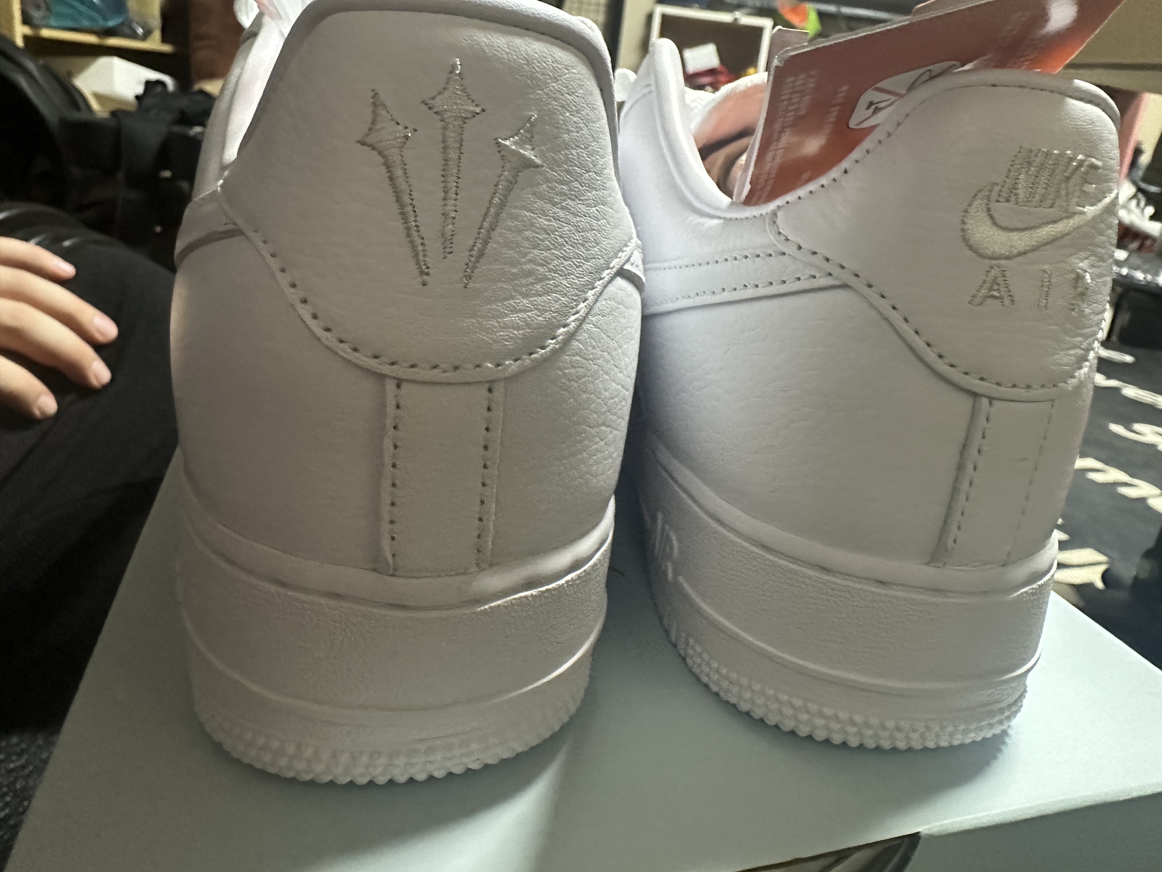 Nike x Drake Nocta Air Force 1 Low SP Certified Lover Boy White 착용 스타일 - 2