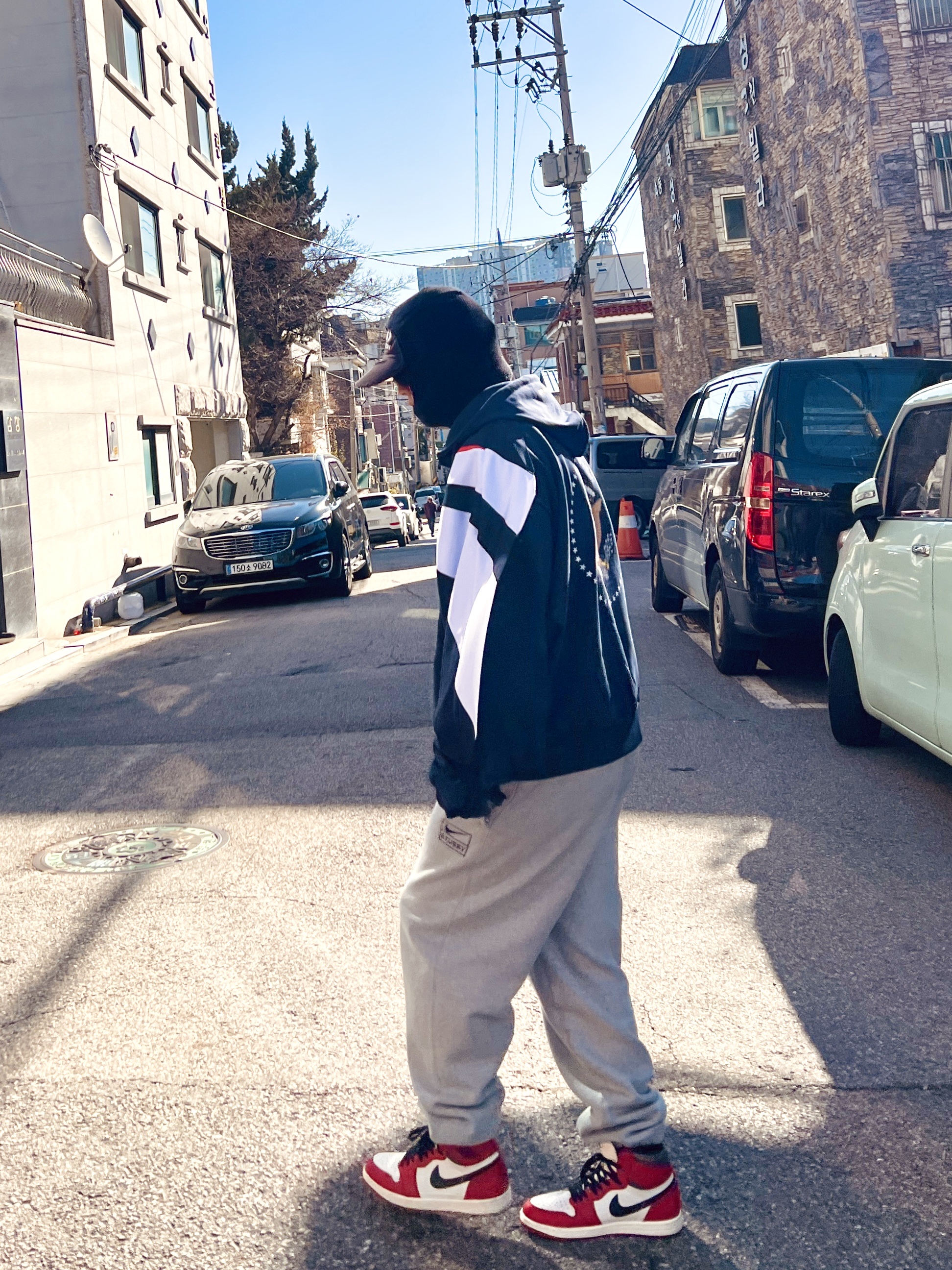 Project G/R Hybrid Hooded Track Jacket Navy, Nike x Stussy NRG Fleece Pants Dark Grey Heather (DO9340-063) 착용 스타일 - 3