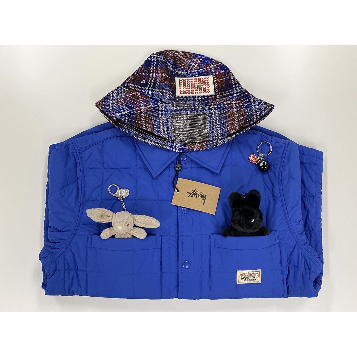 Stussy Quilted Fatigue Shirt Blue, Charles Jeffrey Loverboy Bucket Hat Multicolor 착용 스타일