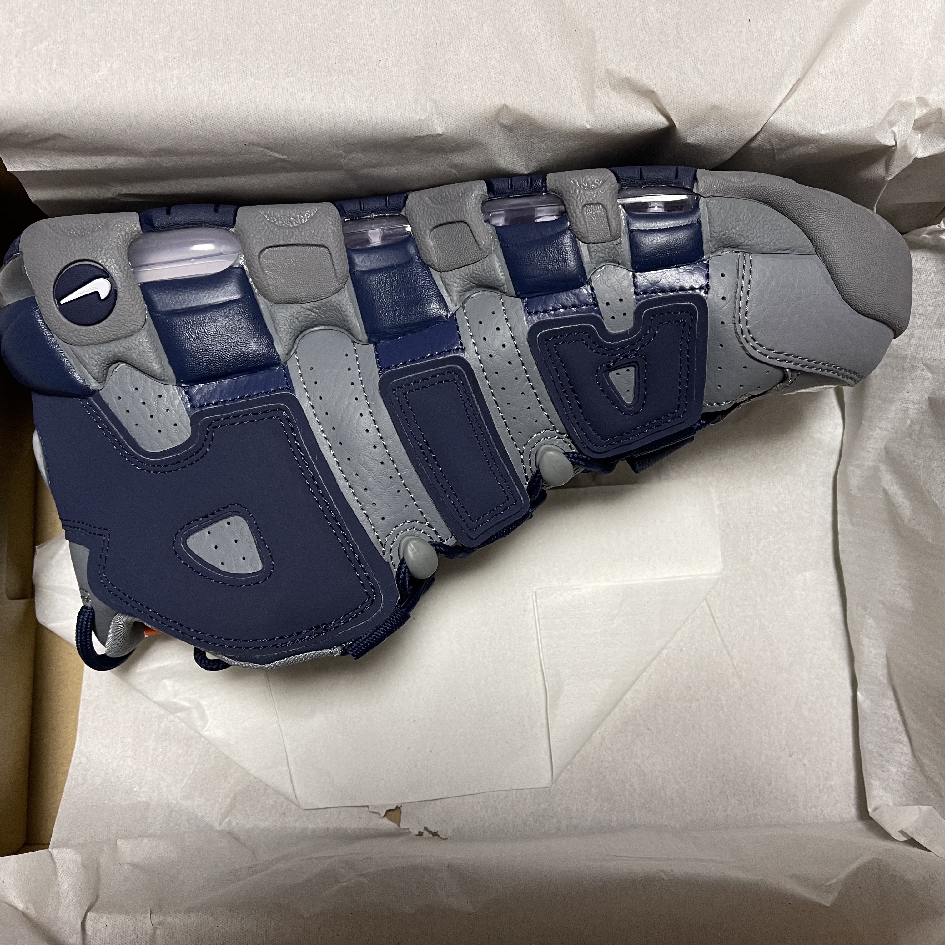 Nike Air More Uptempo 96 Loud and Clear 2021 착용 스타일 - 3