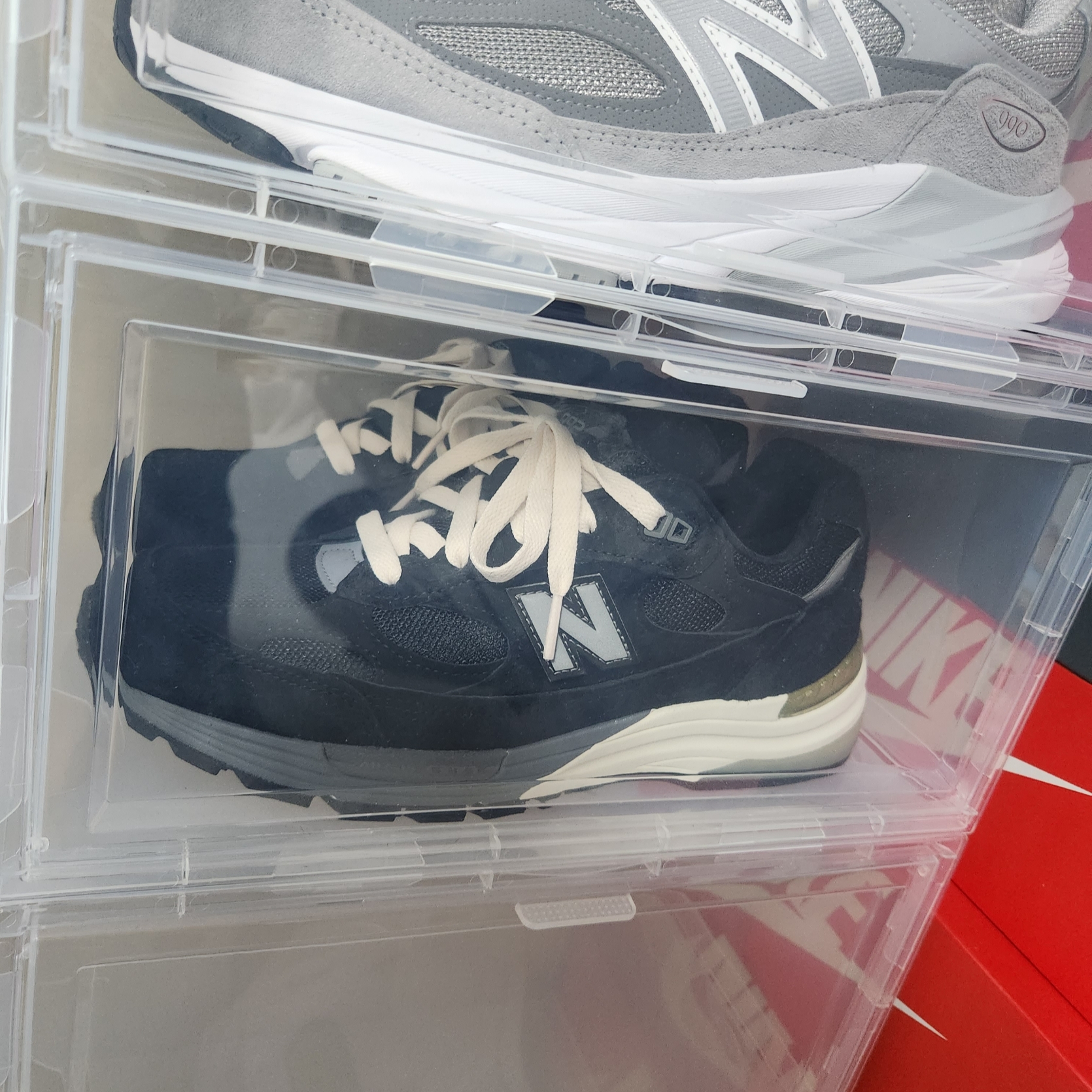 Nike P-6000 Flat Pewter Light Iron Ore 착용 스타일